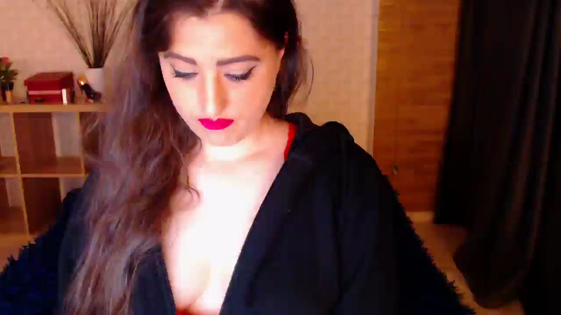 Gallery image thumbnail from HotRebbecca's myfreecams stream on, 11/03/2024, 03:52 image 10 of 20