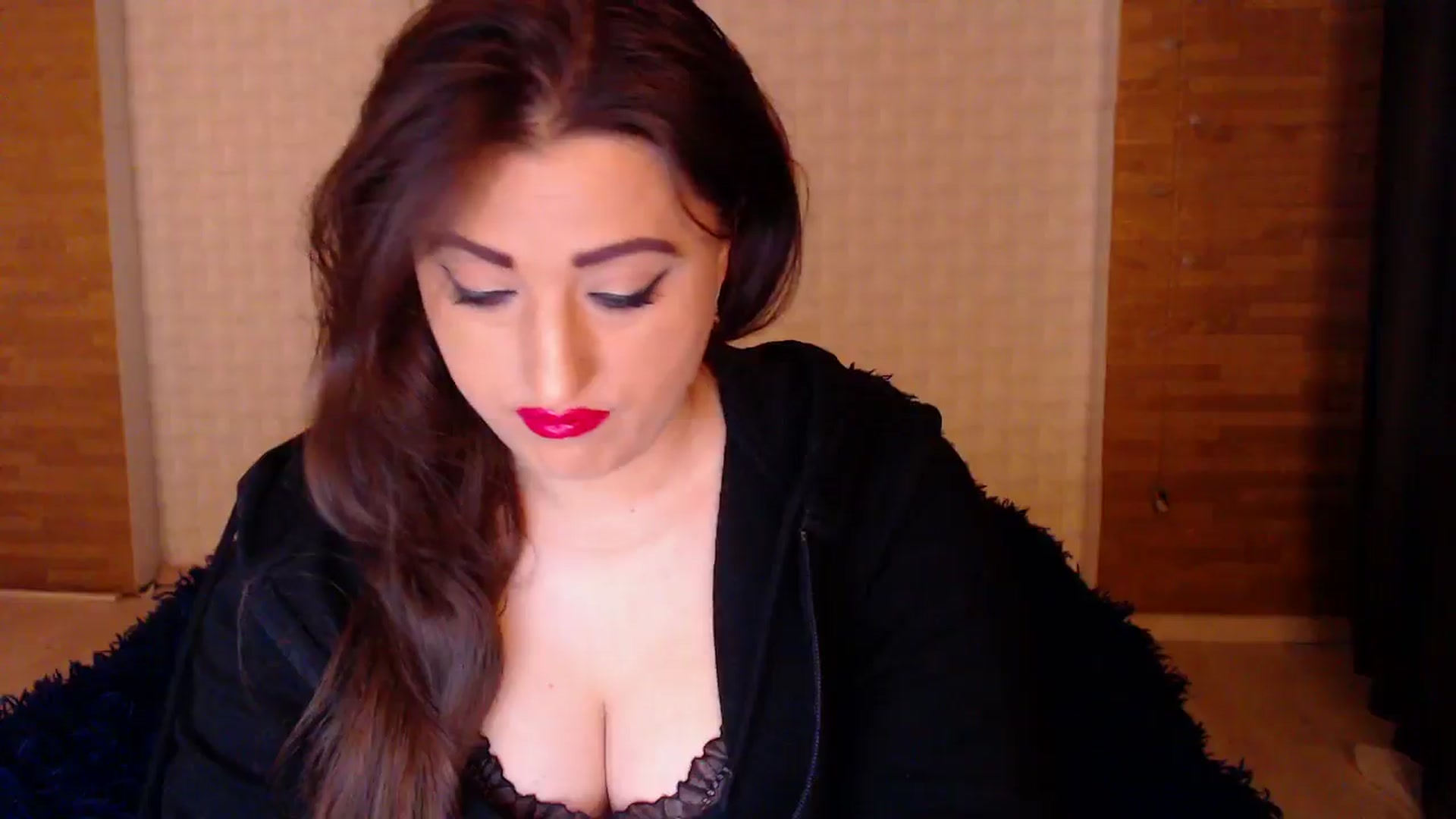 Gallery image thumbnail from HotRebbecca's myfreecams stream on, 11/08/2024, 22:03 image 7 of 20