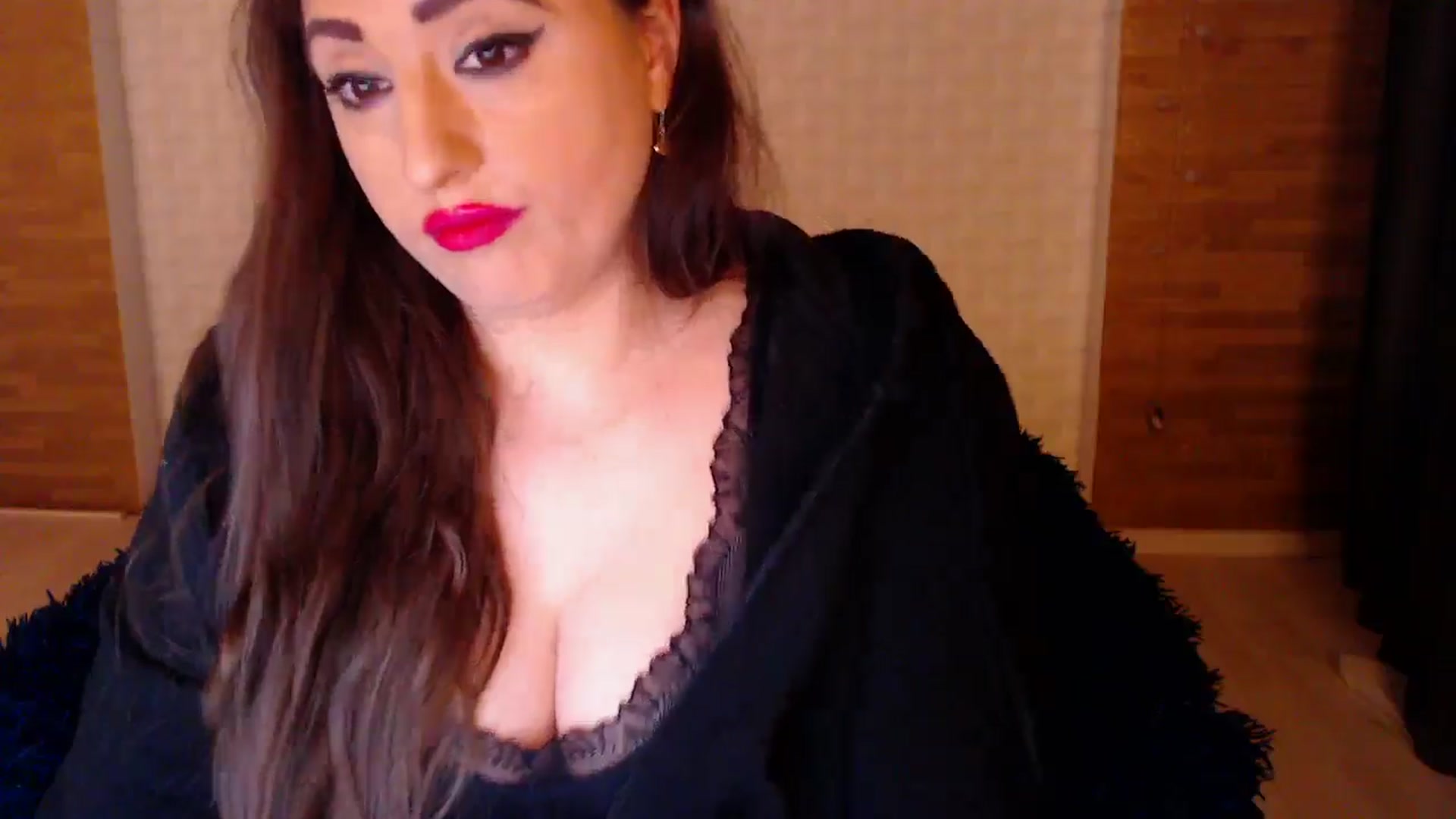 Gallery image thumbnail from HotRebbecca's myfreecams stream on, 11/09/2024, 02:56 image 7 of 20