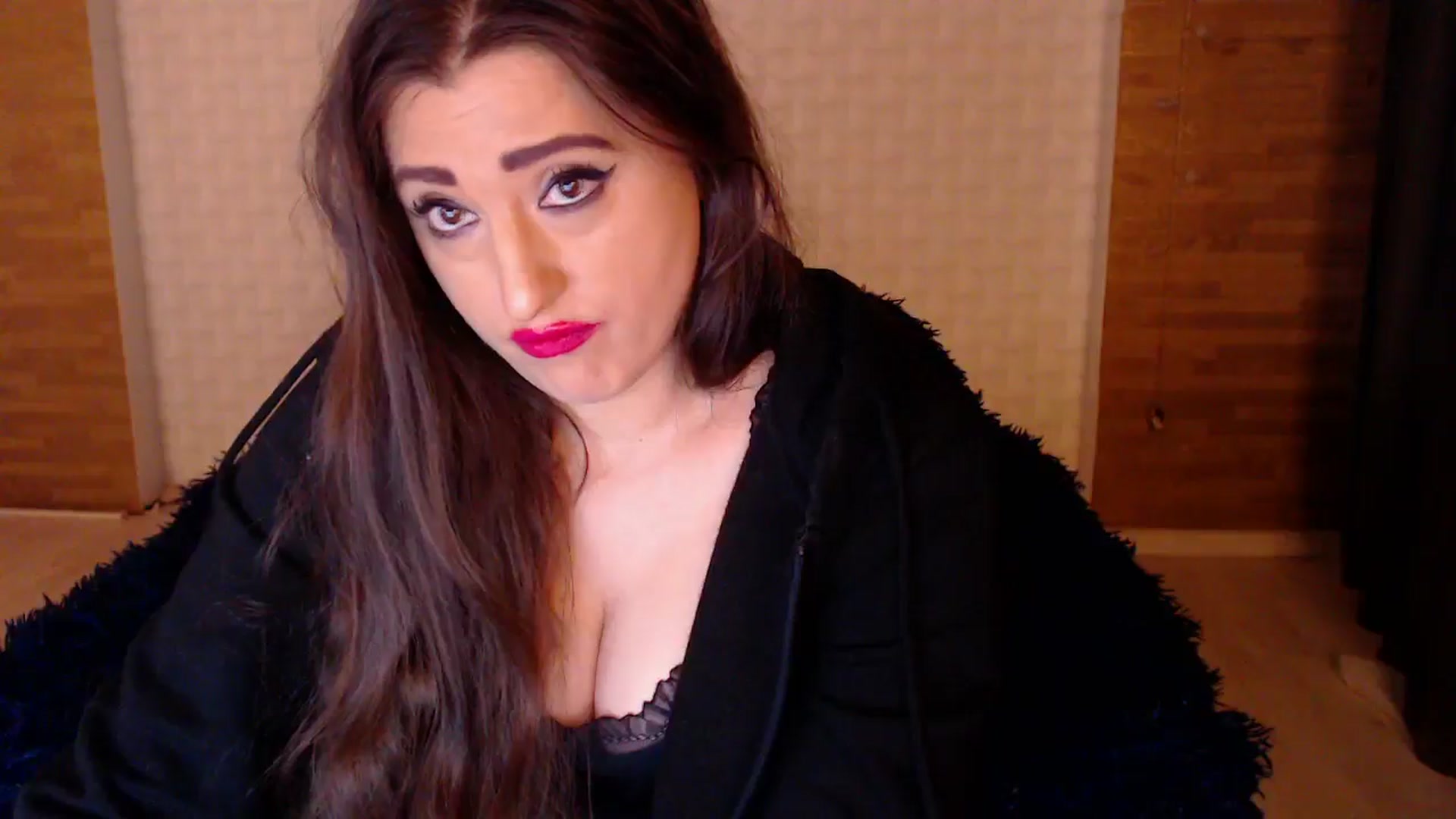 Gallery image thumbnail from HotRebbecca's myfreecams stream on, 11/09/2024, 02:56 image 4 of 20