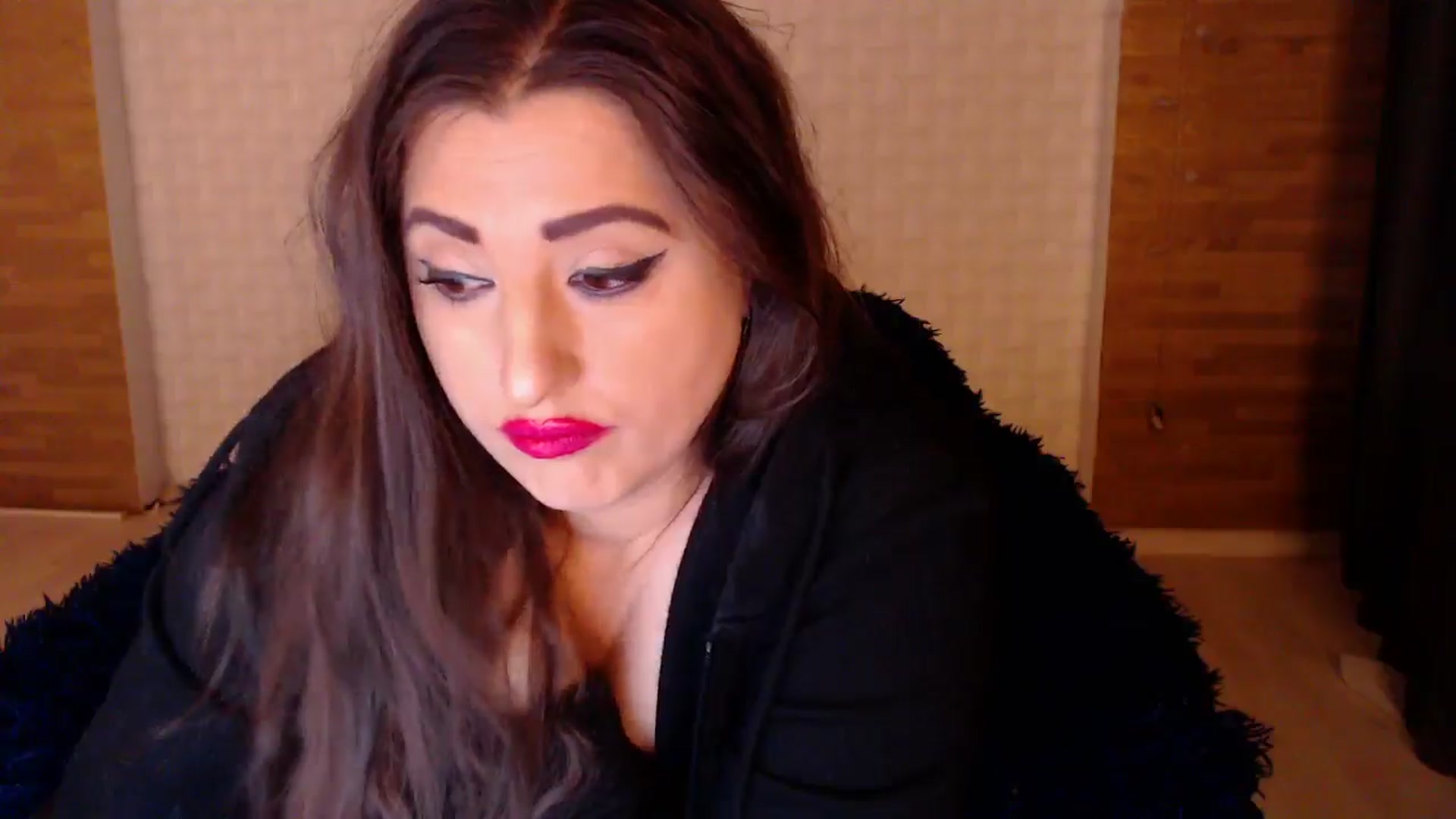 Gallery image thumbnail from HotRebbecca's myfreecams stream on, 11/09/2024, 02:56 image 3 of 20
