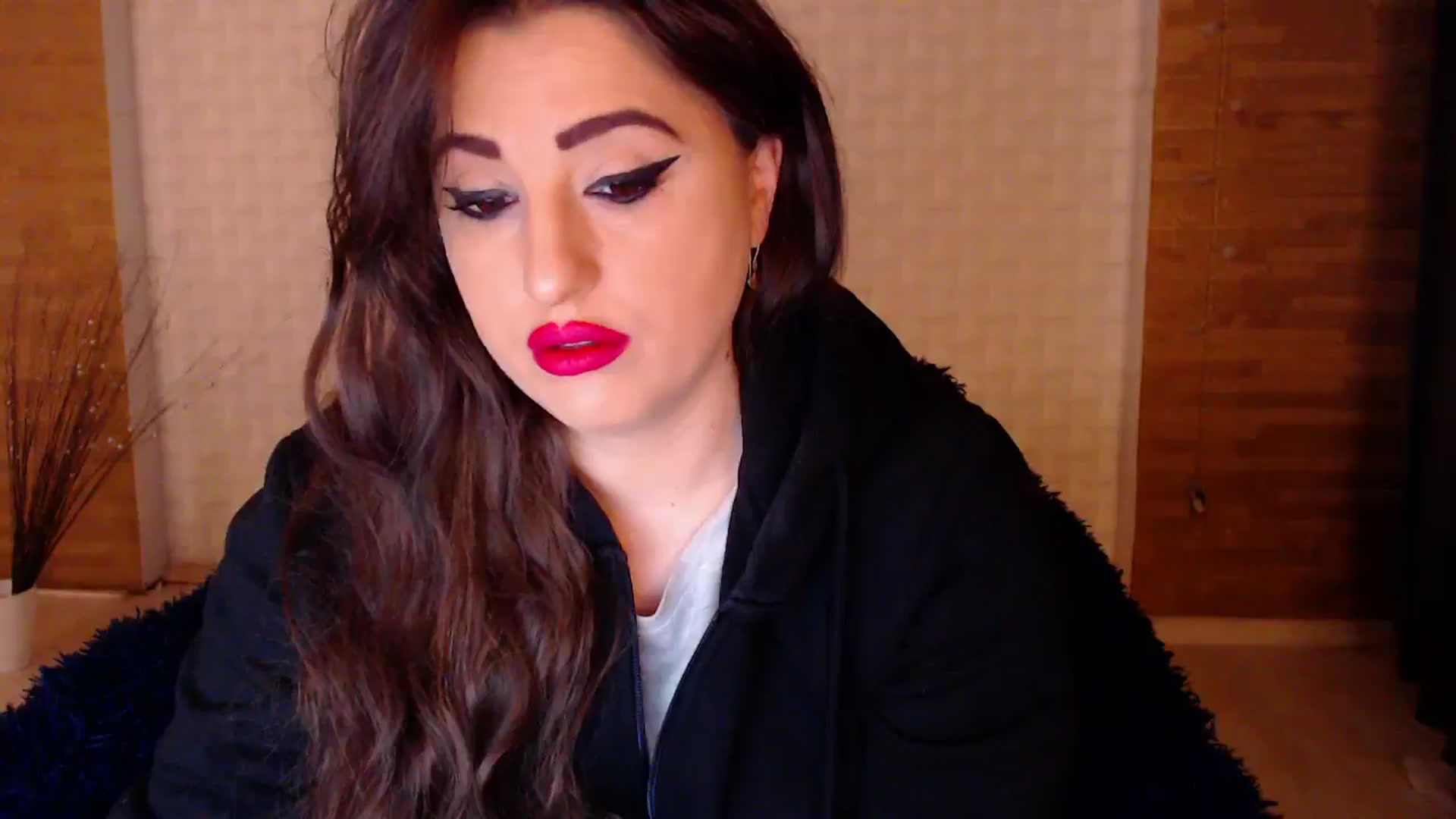 Gallery image thumbnail from HotRebbecca's myfreecams stream on, 11/09/2024, 22:41 image 2 of 20