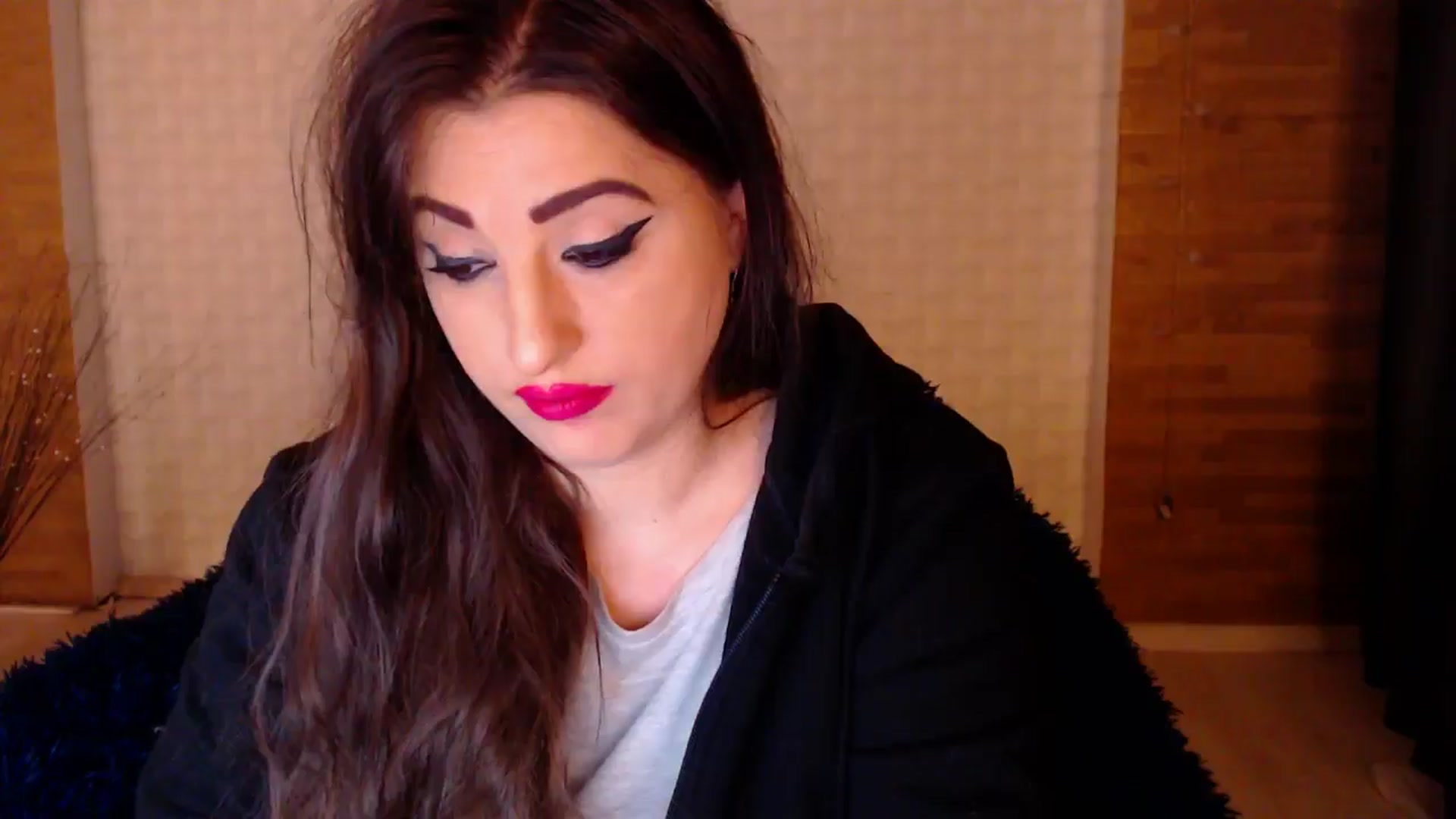 Gallery image thumbnail from HotRebbecca's myfreecams stream on, 11/10/2024, 24:43 image 12 of 20