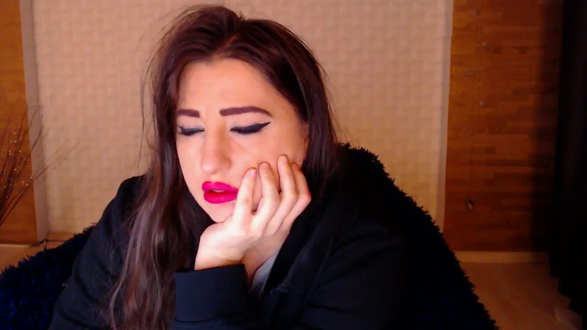 Gallery image thumbnail from HotRebbecca's myfreecams stream on, 11/10/2024, 24:43 image 13 of 20