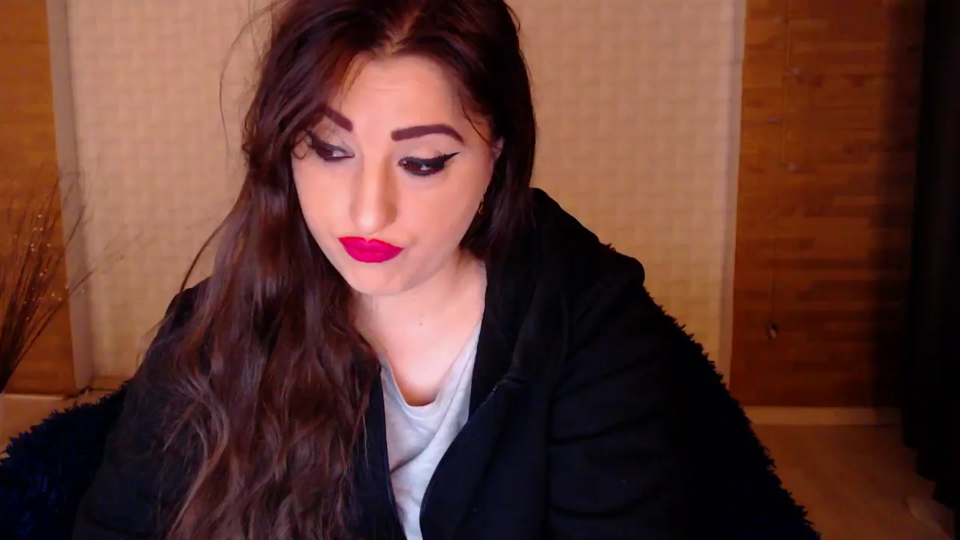 Gallery image thumbnail from HotRebbecca's myfreecams stream on, 11/10/2024, 24:43 image 4 of 20