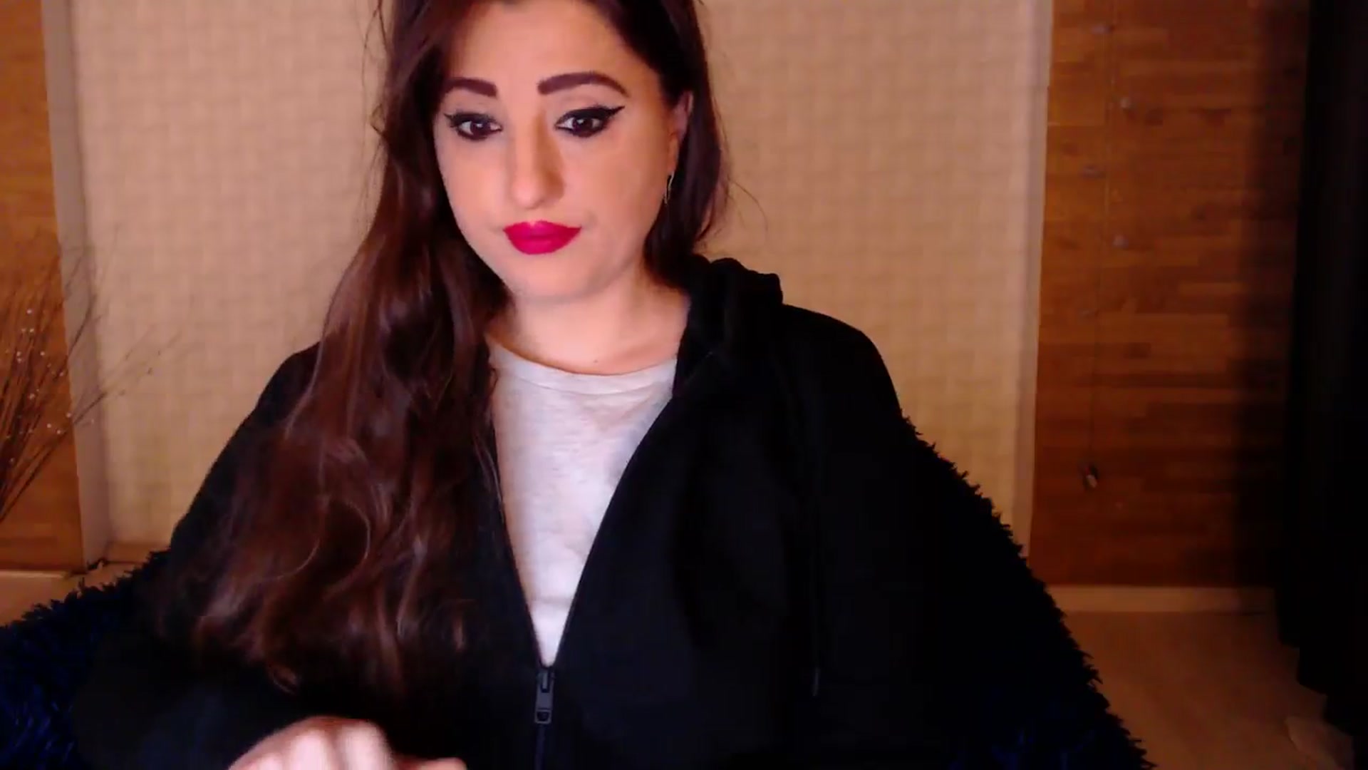 Gallery image thumbnail from HotRebbecca's myfreecams stream on, 11/10/2024, 24:43 image 6 of 20