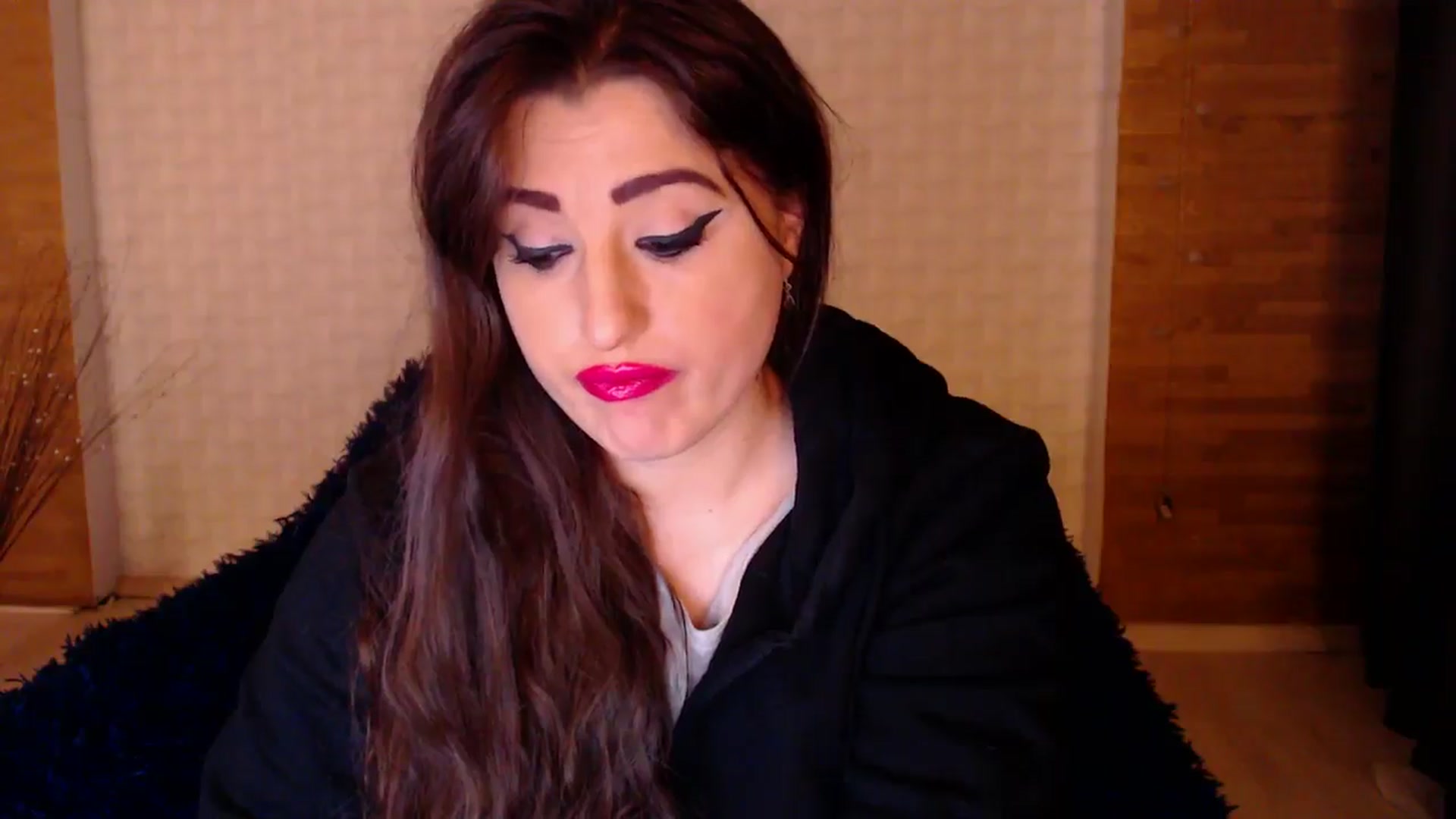 Gallery image thumbnail from HotRebbecca's myfreecams stream on, 11/10/2024, 02:37 image 6 of 20