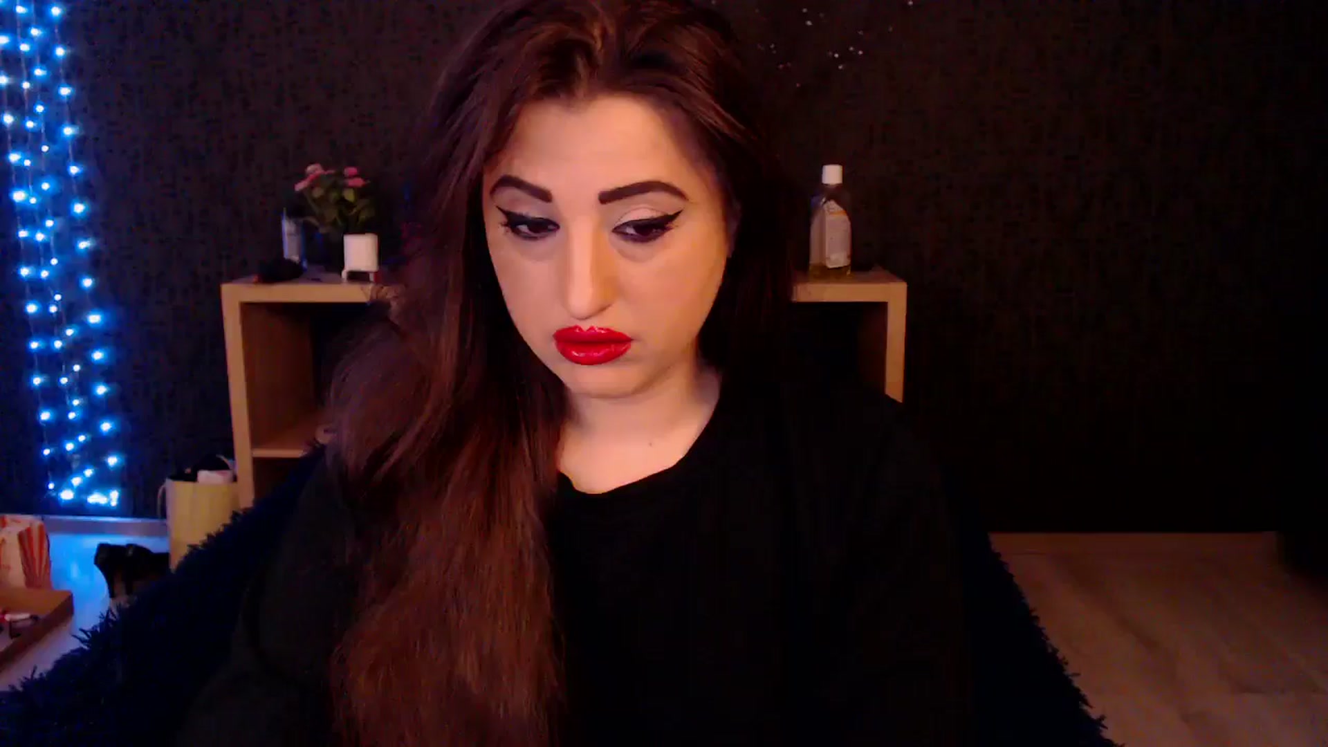 Gallery image thumbnail from HotRebbecca's myfreecams stream on, 11/10/2024, 22:37 image 1 of 20