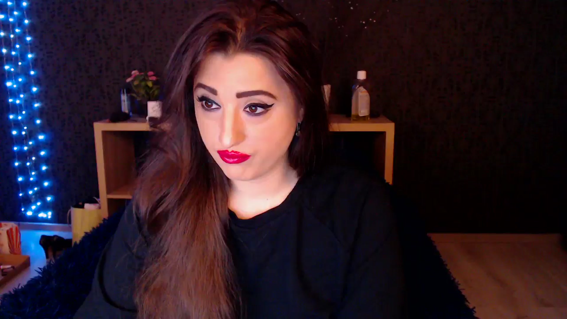 Gallery image thumbnail from HotRebbecca's myfreecams stream on, 11/10/2024, 22:37 image 2 of 20