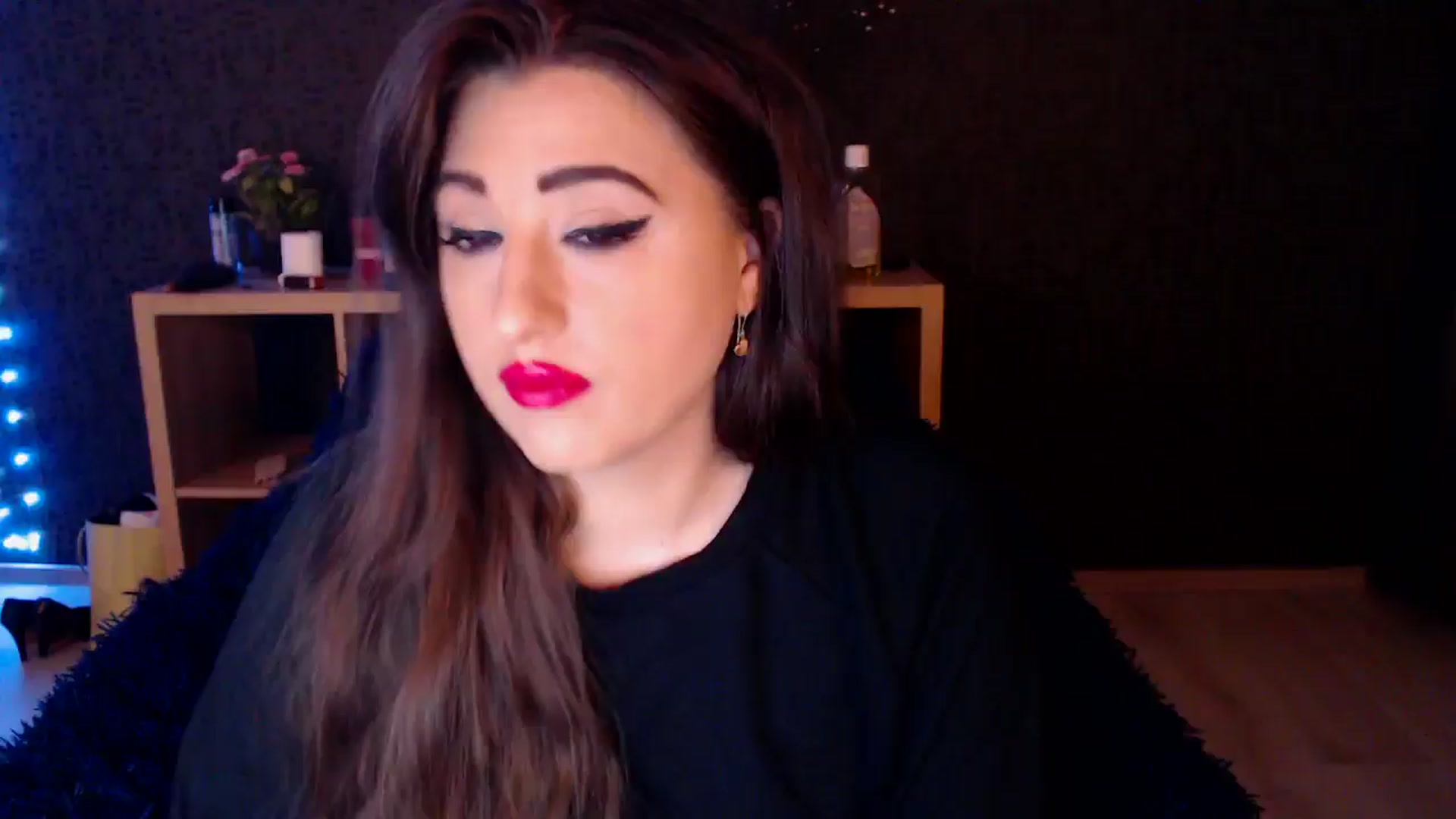 Gallery image thumbnail from HotRebbecca's myfreecams stream on, 11/10/2024, 22:37 image 13 of 20