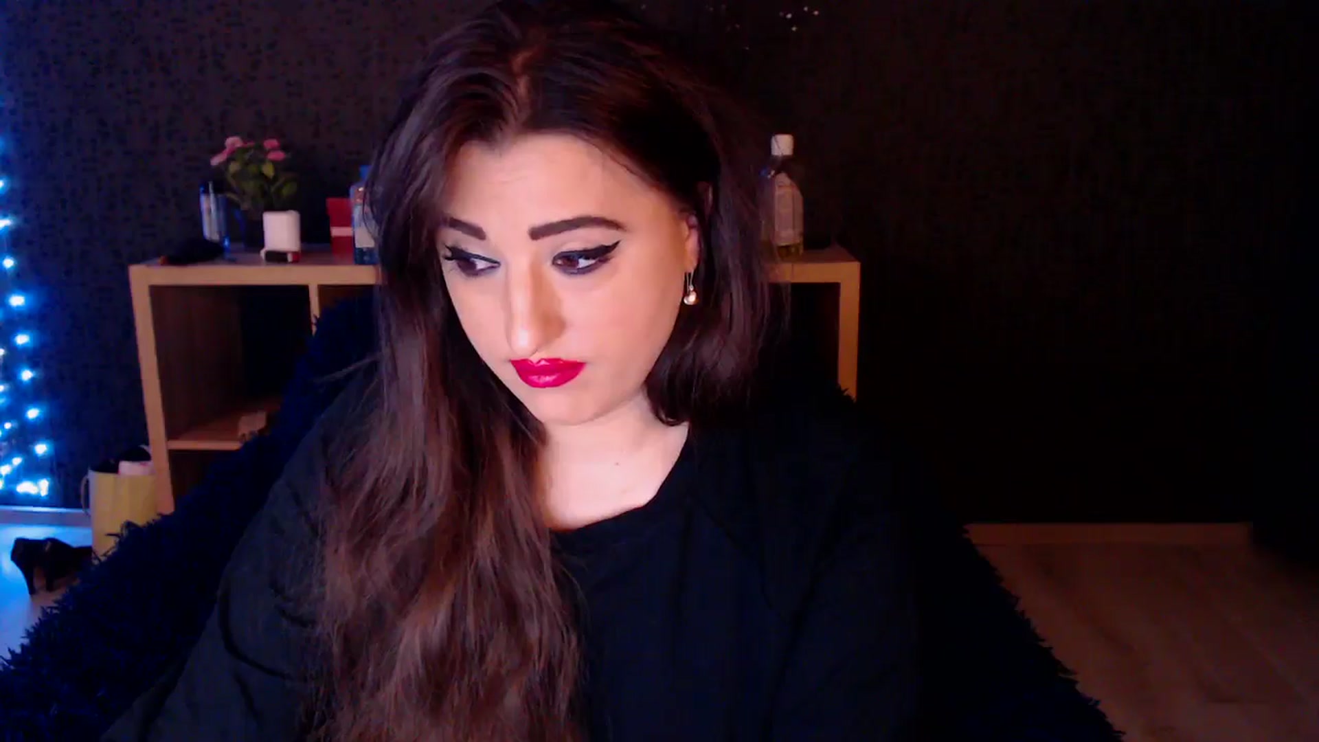 Gallery image thumbnail from HotRebbecca's myfreecams stream on, 11/10/2024, 22:37 image 18 of 20
