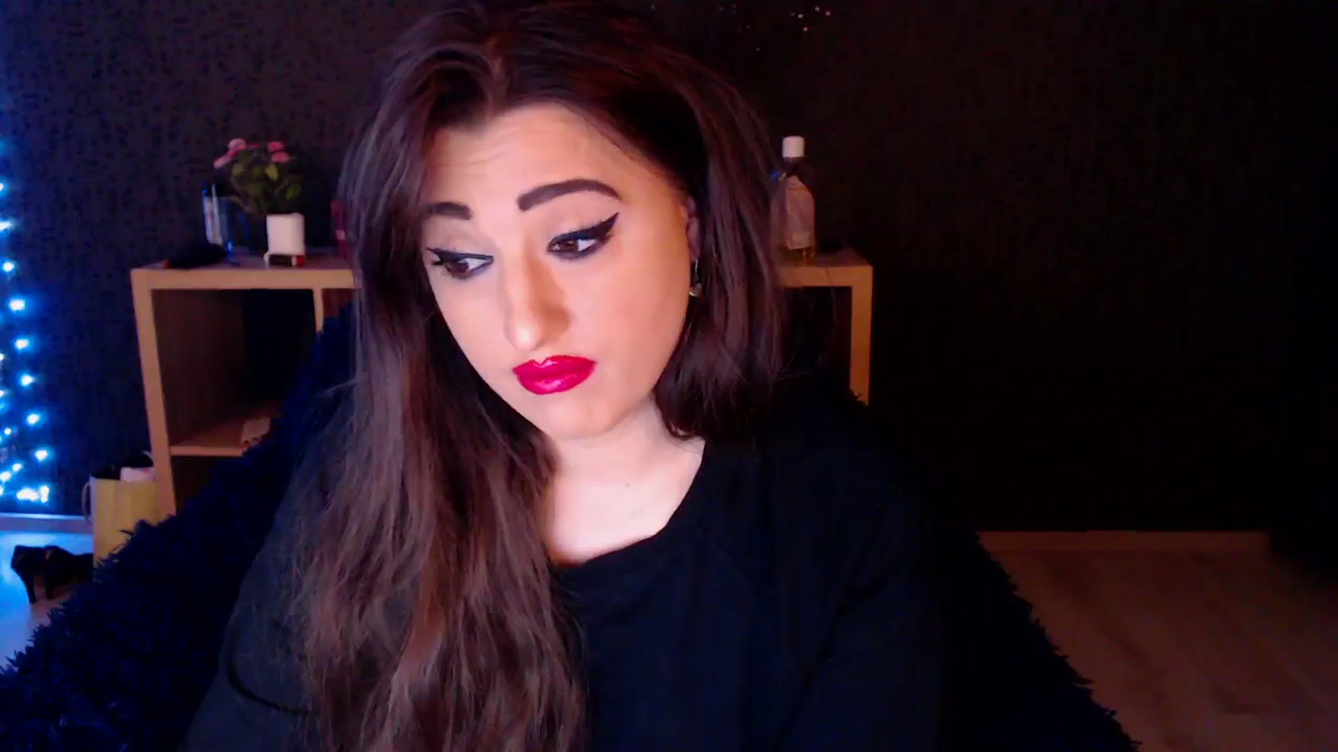 Gallery image thumbnail from HotRebbecca's myfreecams stream on, 11/10/2024, 22:37 image 19 of 20