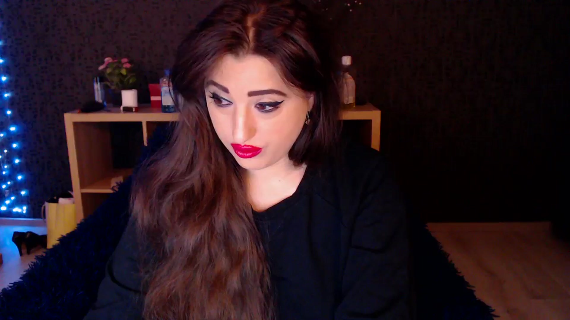 Gallery image thumbnail from HotRebbecca's myfreecams stream on, 11/10/2024, 22:37 image 10 of 20