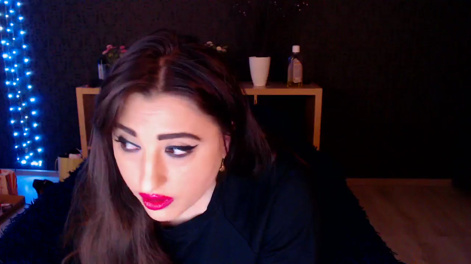 Gallery image thumbnail from HotRebbecca's myfreecams stream on, 11/10/2024, 23:53 image 12 of 20