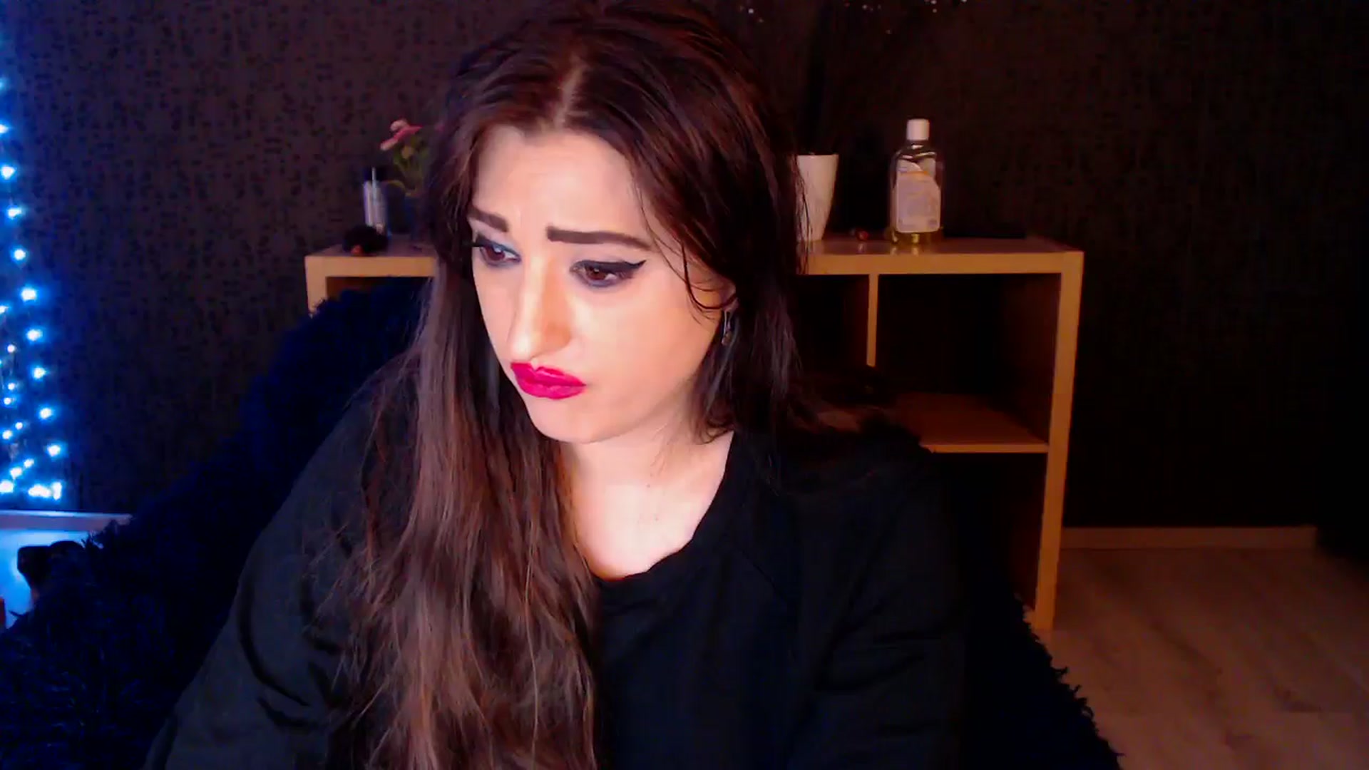 Gallery image thumbnail from HotRebbecca's myfreecams stream on, 11/11/2024, 03:19 image 2 of 20