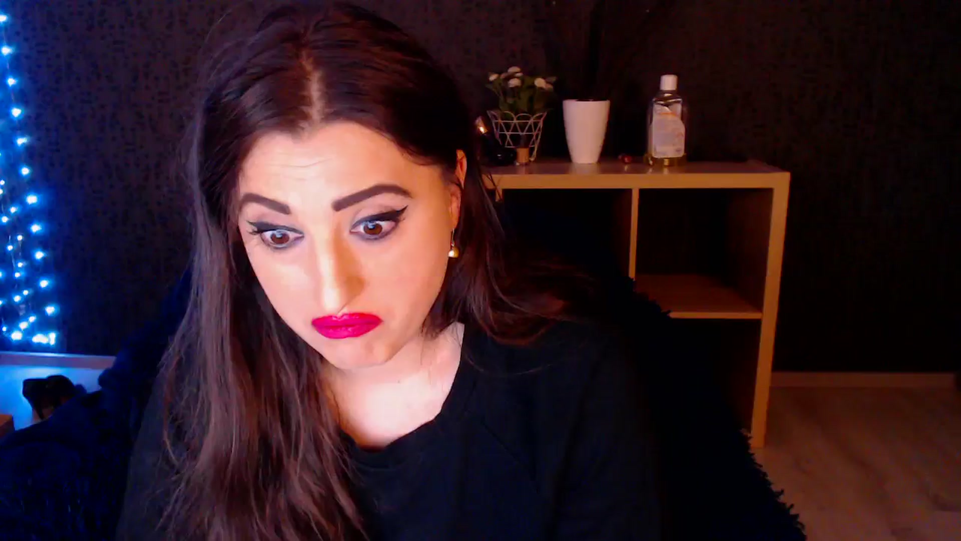 Gallery image thumbnail from HotRebbecca's myfreecams stream on, 11/11/2024, 03:19 image 5 of 20