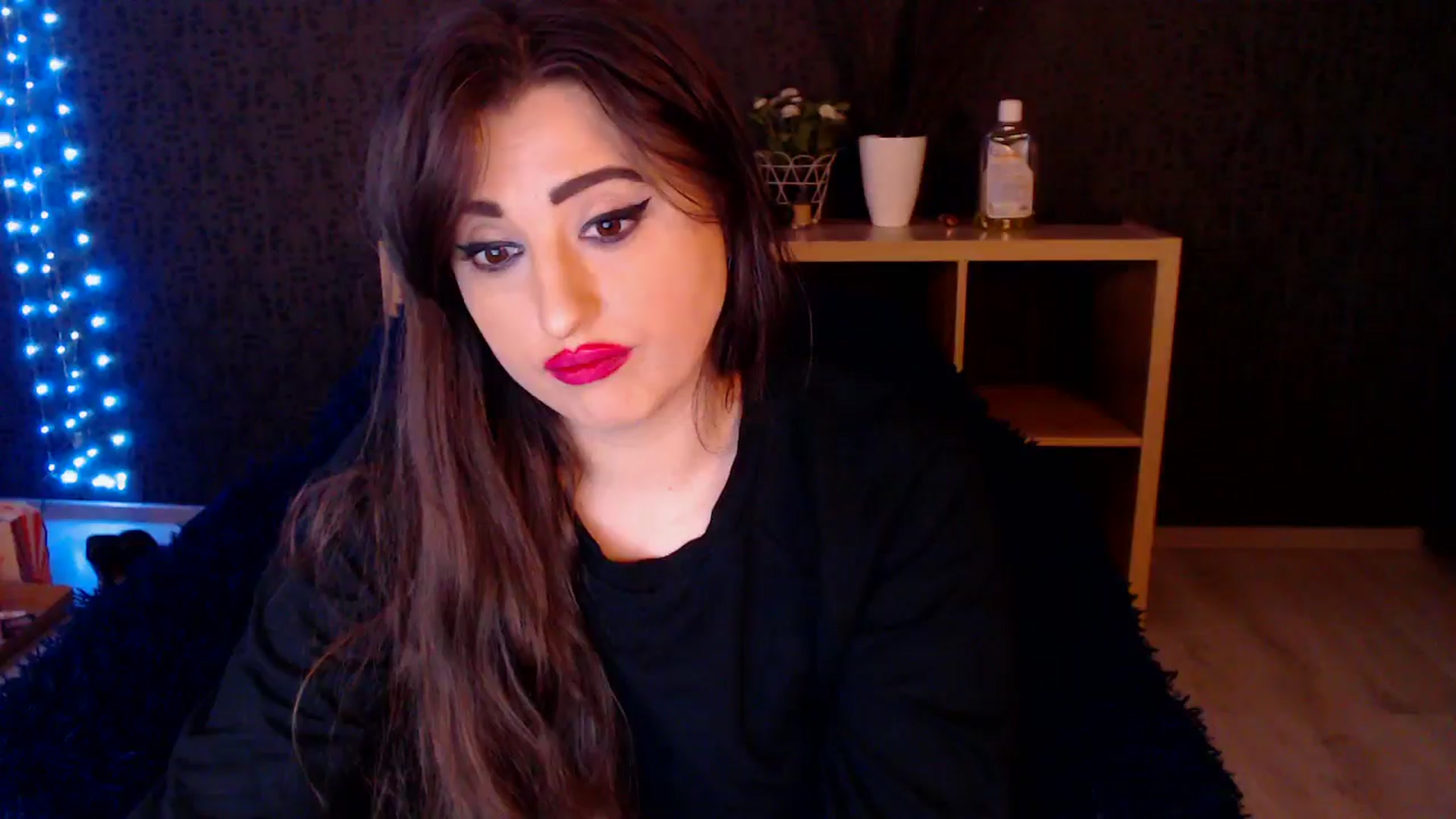 Gallery image thumbnail from HotRebbecca's myfreecams stream on, 11/11/2024, 03:19 image 16 of 20
