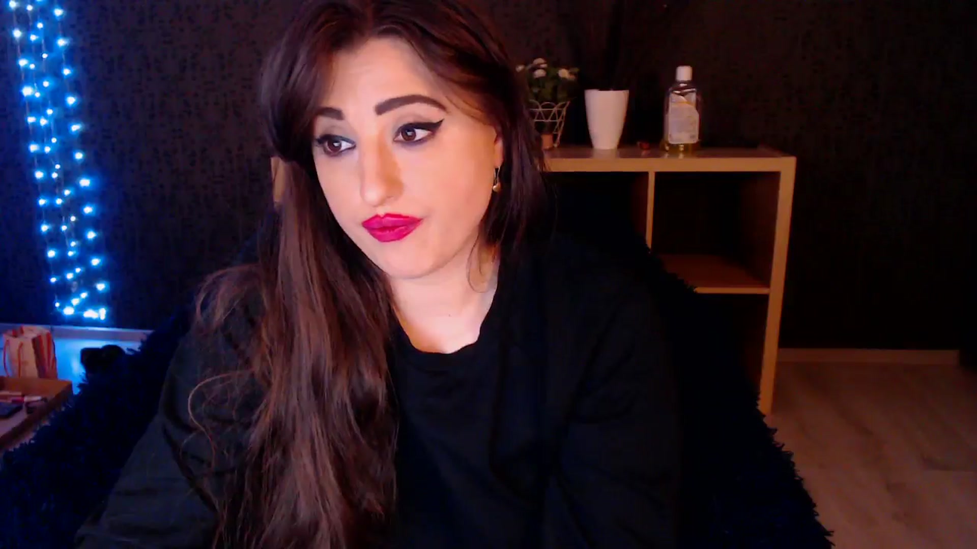 Gallery image thumbnail from HotRebbecca's myfreecams stream on, 11/11/2024, 03:19 image 15 of 20