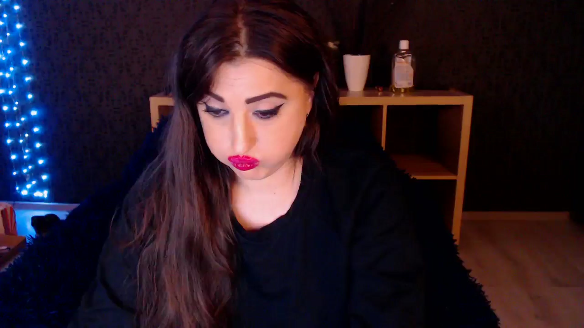 Gallery image thumbnail from HotRebbecca's myfreecams stream on, 11/11/2024, 03:19 image 18 of 20