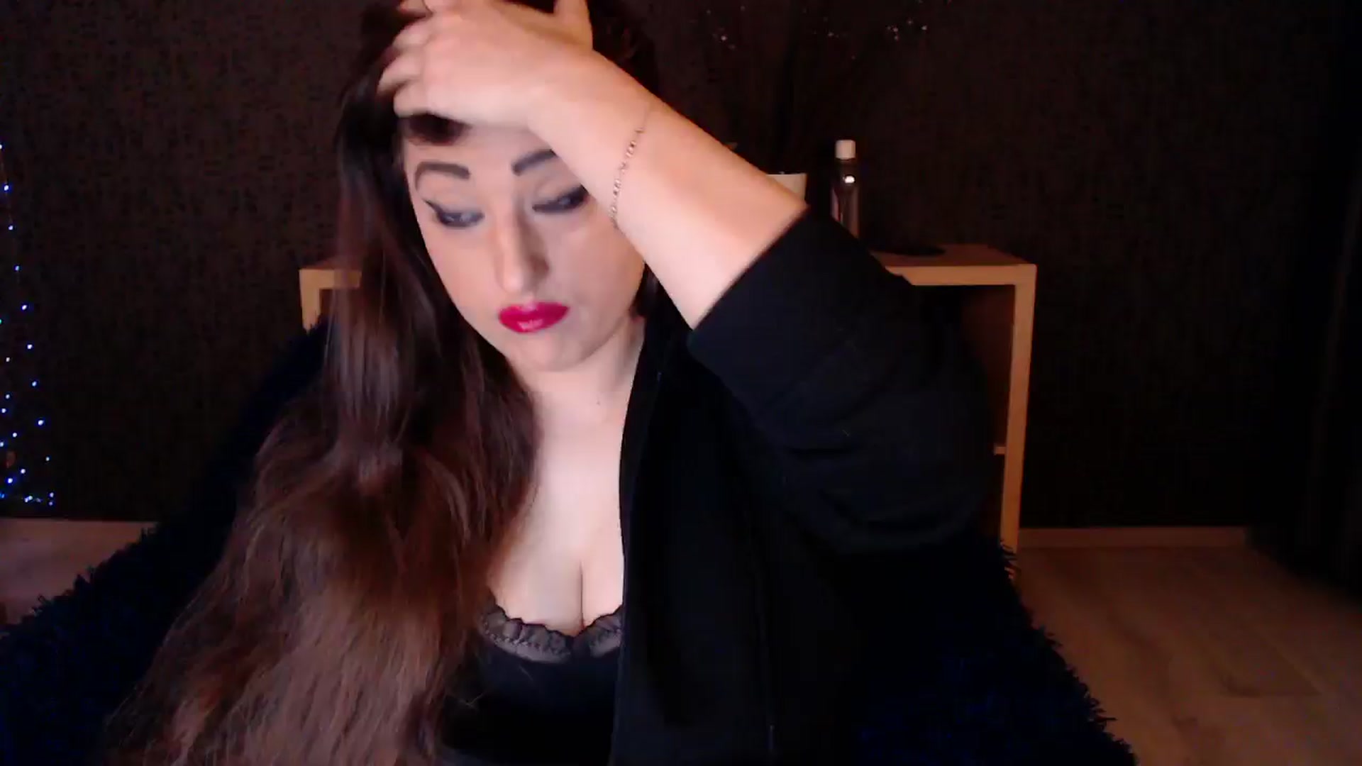 Gallery image thumbnail from HotRebbecca's myfreecams stream on, 11/11/2024, 22:05 image 17 of 20