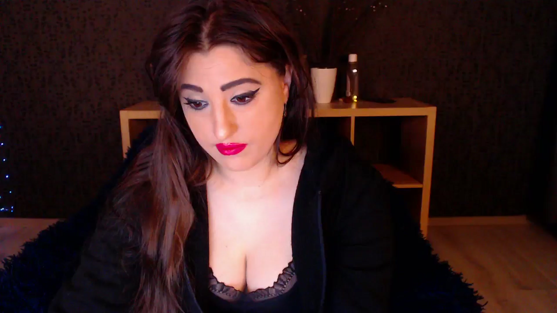 Gallery image thumbnail from HotRebbecca's myfreecams stream on, 11/11/2024, 23:12 image 5 of 20