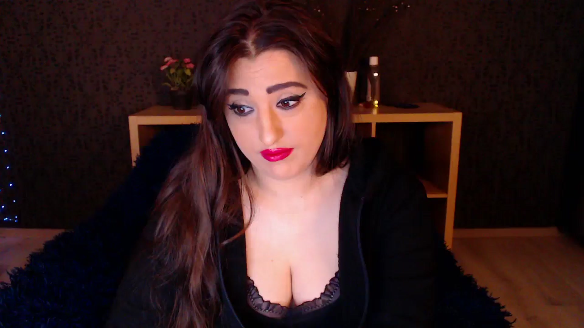 Gallery image thumbnail from HotRebbecca's myfreecams stream on, 11/11/2024, 23:12 image 19 of 20