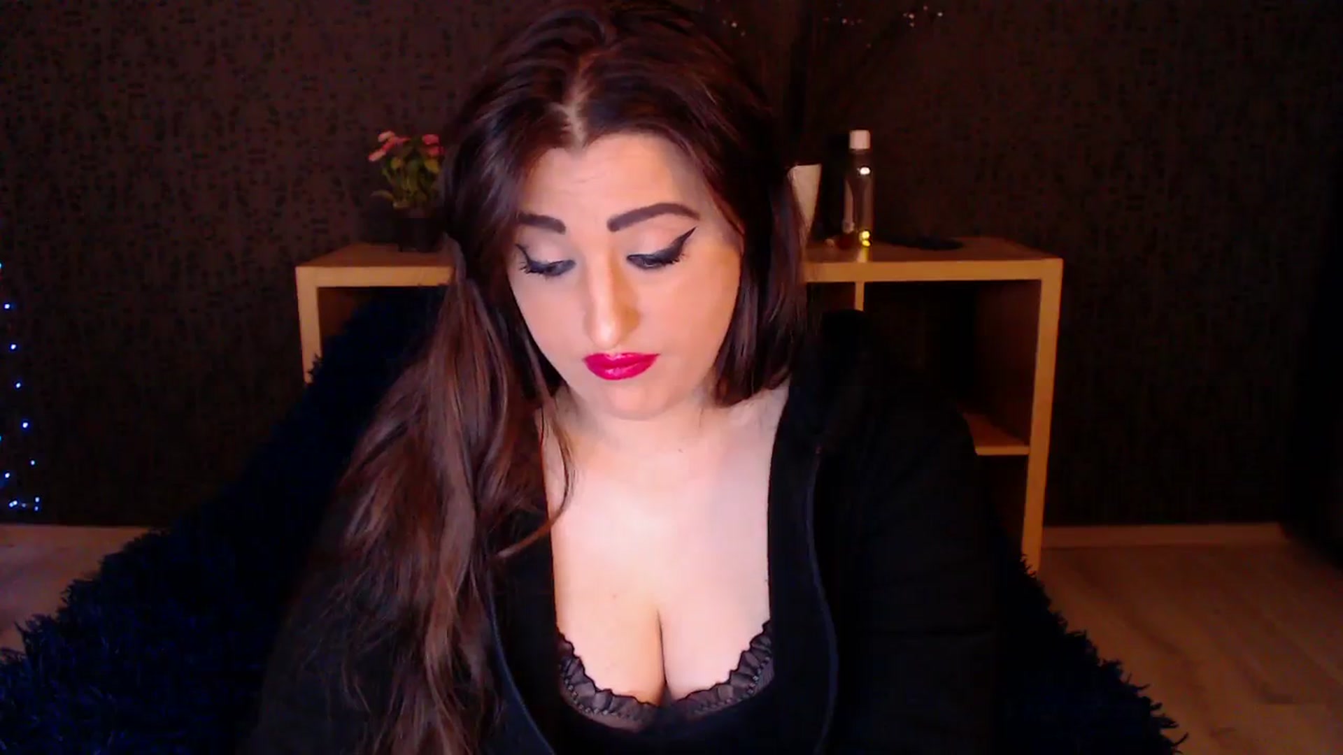 Gallery image thumbnail from HotRebbecca's myfreecams stream on, 11/11/2024, 23:12 image 18 of 20