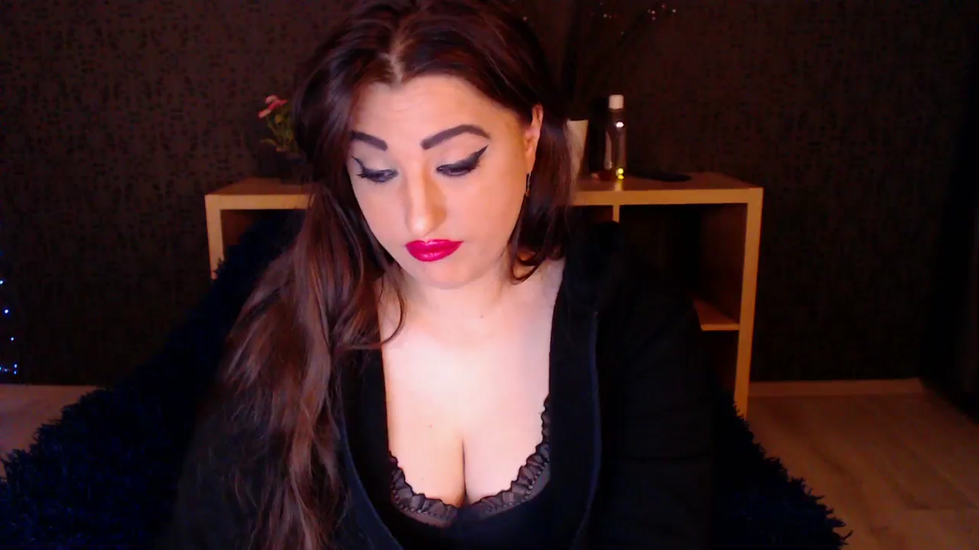 Gallery image thumbnail from HotRebbecca's myfreecams stream on, 11/11/2024, 23:12 image 12 of 20