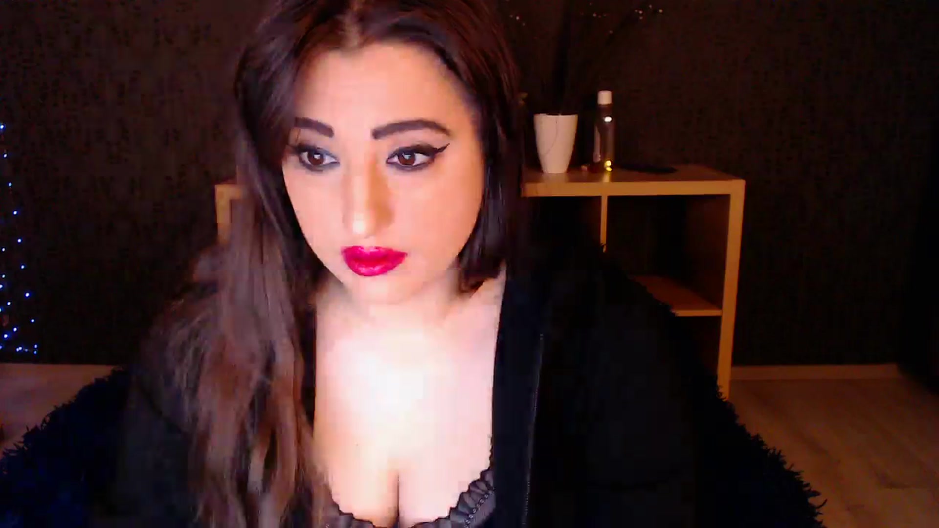 Gallery image thumbnail from HotRebbecca's myfreecams stream on, 11/11/2024, 23:12 image 2 of 20