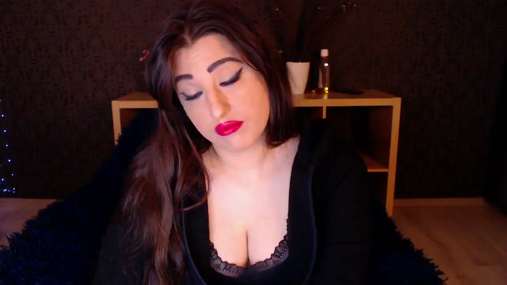 Gallery image thumbnail from HotRebbecca's myfreecams stream on, 11/11/2024, 23:12 image 15 of 20