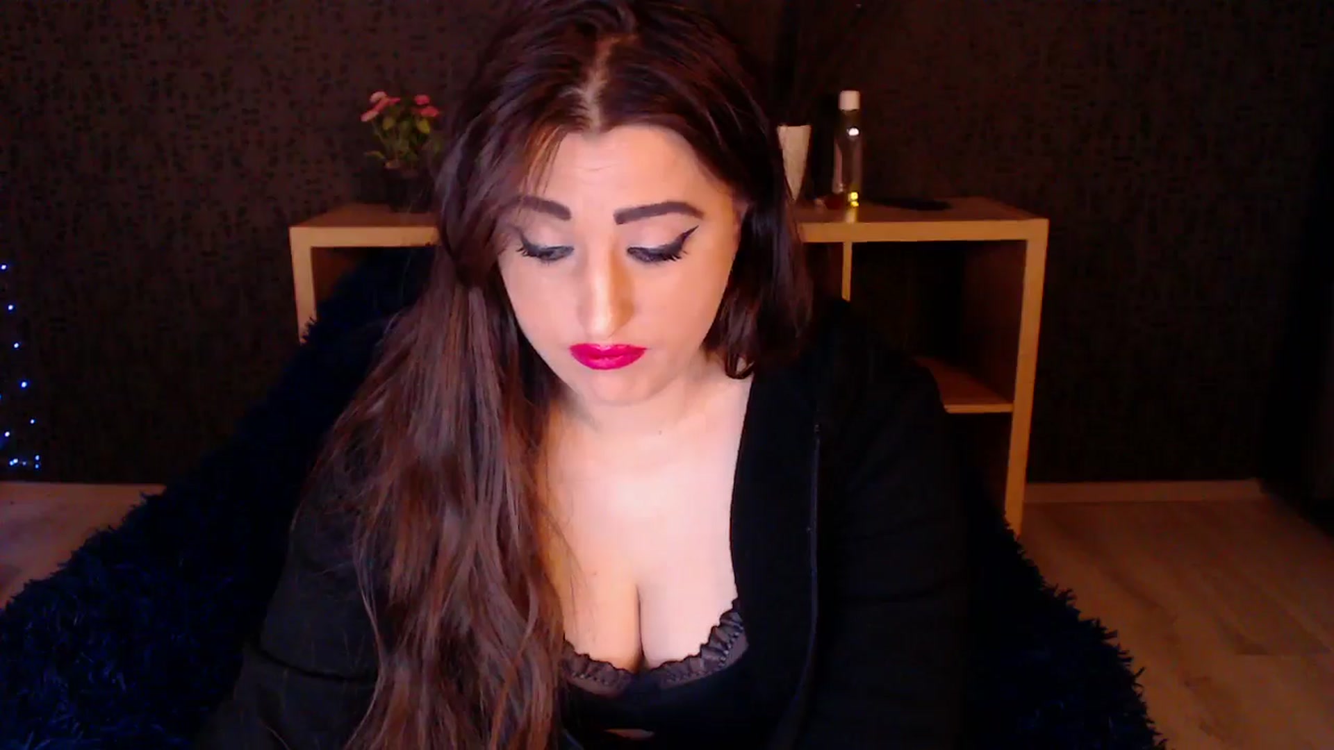 Gallery image thumbnail from HotRebbecca's myfreecams stream on, 11/12/2024, 02:44 image 5 of 20