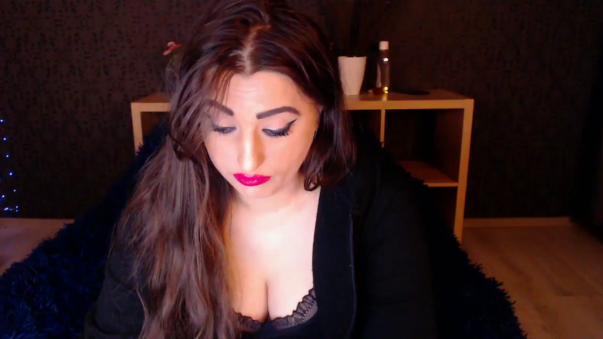 Gallery image thumbnail from HotRebbecca's myfreecams stream on, 11/12/2024, 02:44 image 6 of 20