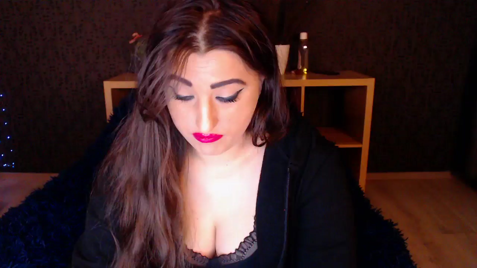 Gallery image thumbnail from HotRebbecca's myfreecams stream on, 11/12/2024, 03:26 image 1 of 20