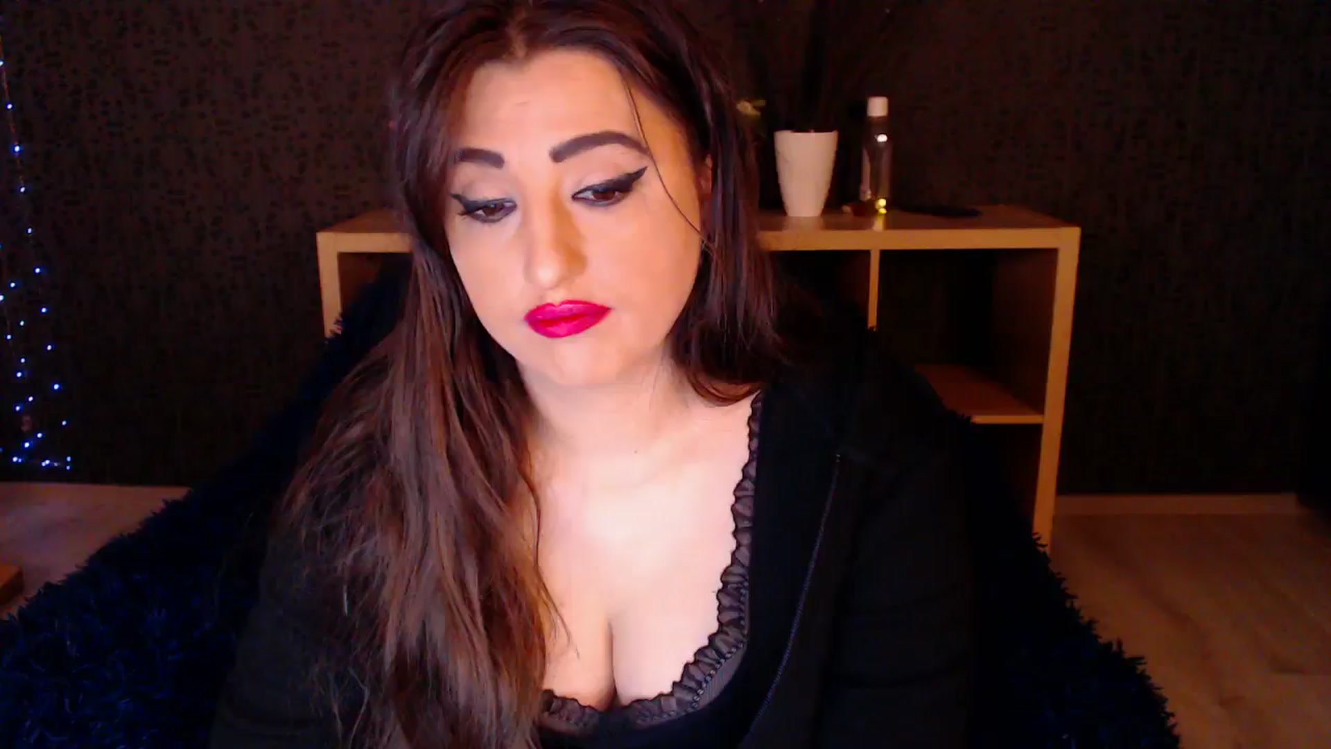 Gallery image thumbnail from HotRebbecca's myfreecams stream on, 11/12/2024, 03:26 image 6 of 20