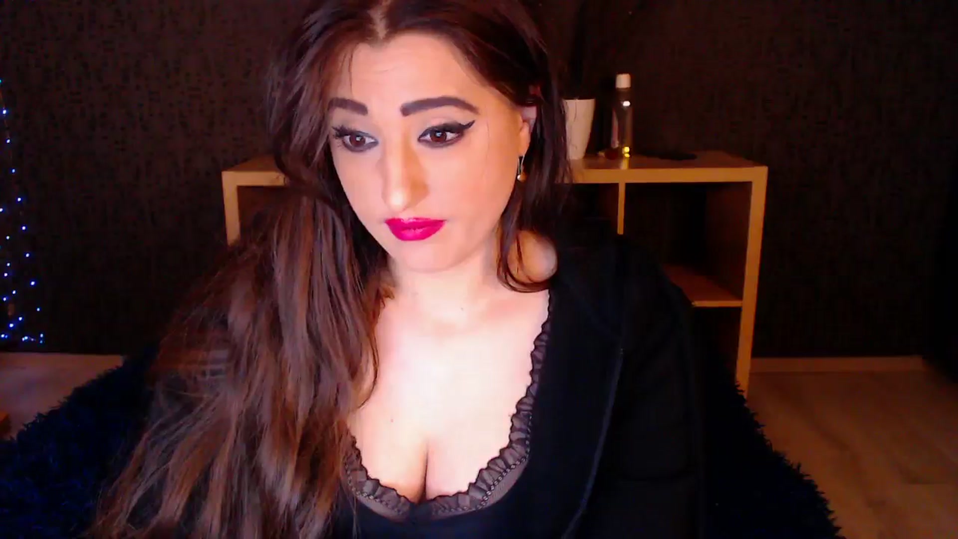 Gallery image thumbnail from HotRebbecca's myfreecams stream on, 11/12/2024, 03:26 image 10 of 20