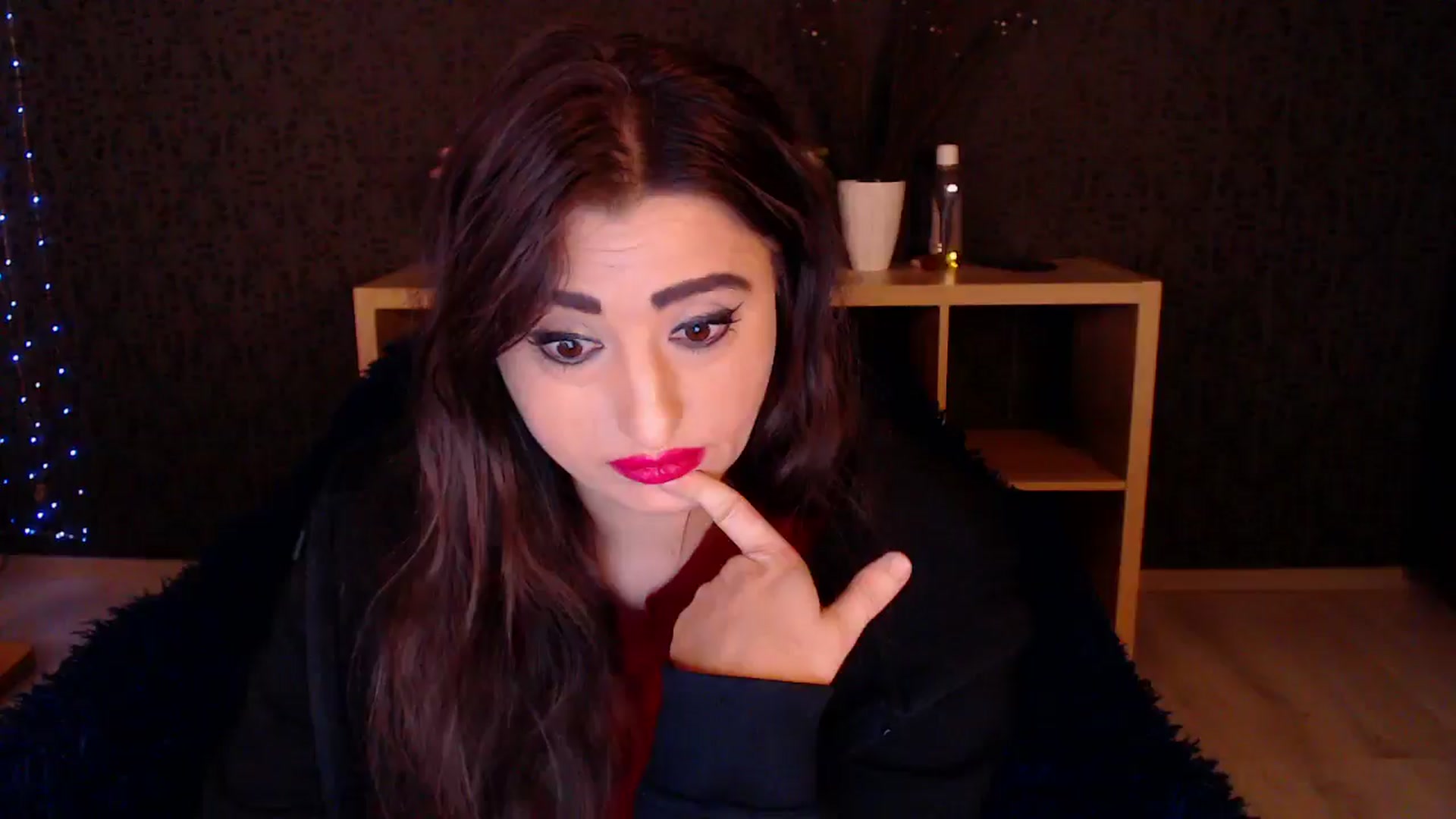 Gallery image thumbnail from HotRebbecca's myfreecams stream on, 11/13/2024, 02:58 image 6 of 20