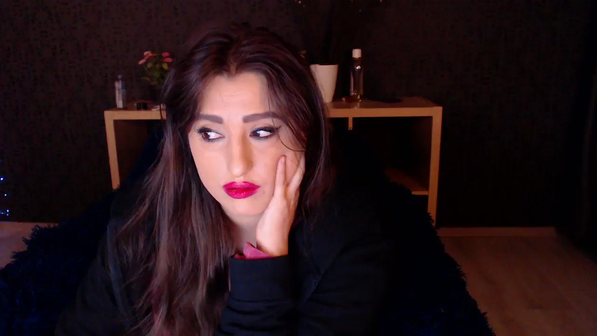 Gallery image thumbnail from HotRebbecca's myfreecams stream on, 11/15/2024, 02:06 image 18 of 20