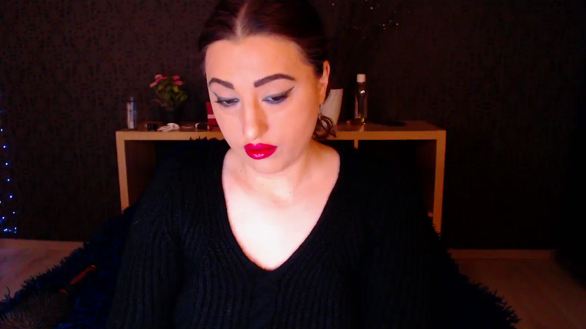 Gallery image thumbnail from HotRebbecca's myfreecams stream on, 11/17/2024, 24:34 image 4 of 20