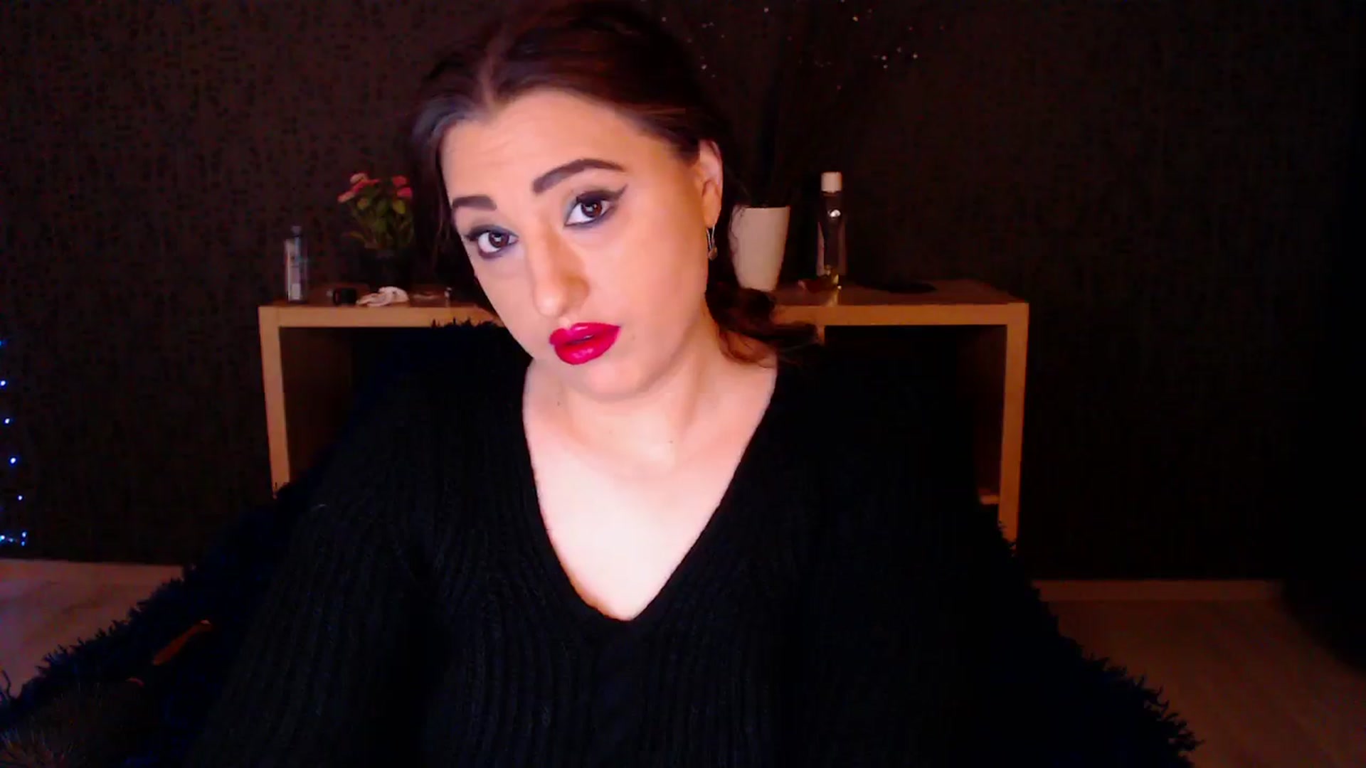 Gallery image thumbnail from HotRebbecca's myfreecams stream on, 11/17/2024, 24:34 image 5 of 20
