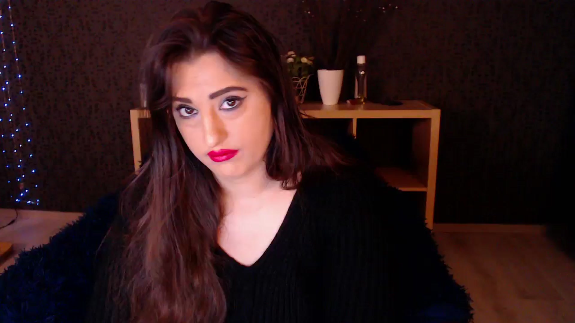 Gallery image thumbnail from HotRebbecca's myfreecams stream on, 11/17/2024, 01:01 image 17 of 20