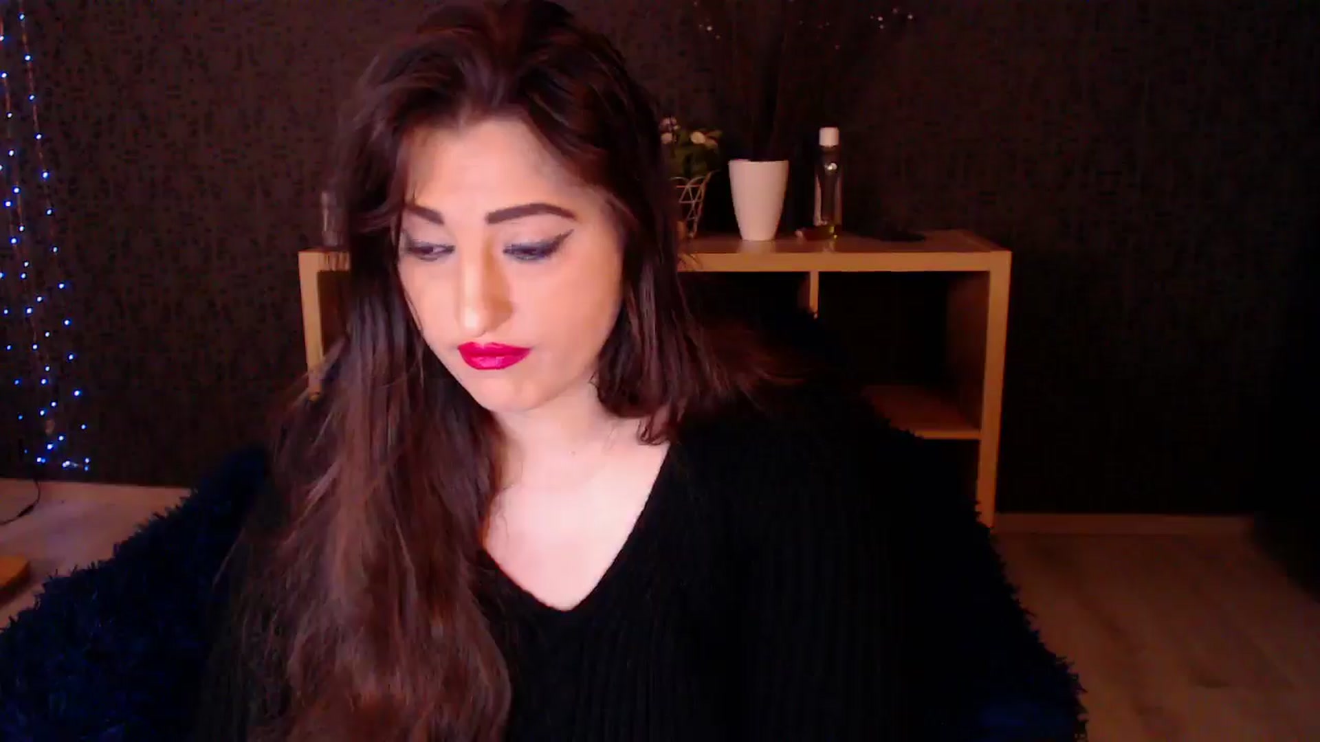 Gallery image thumbnail from HotRebbecca's myfreecams stream on, 11/17/2024, 01:01 image 11 of 20
