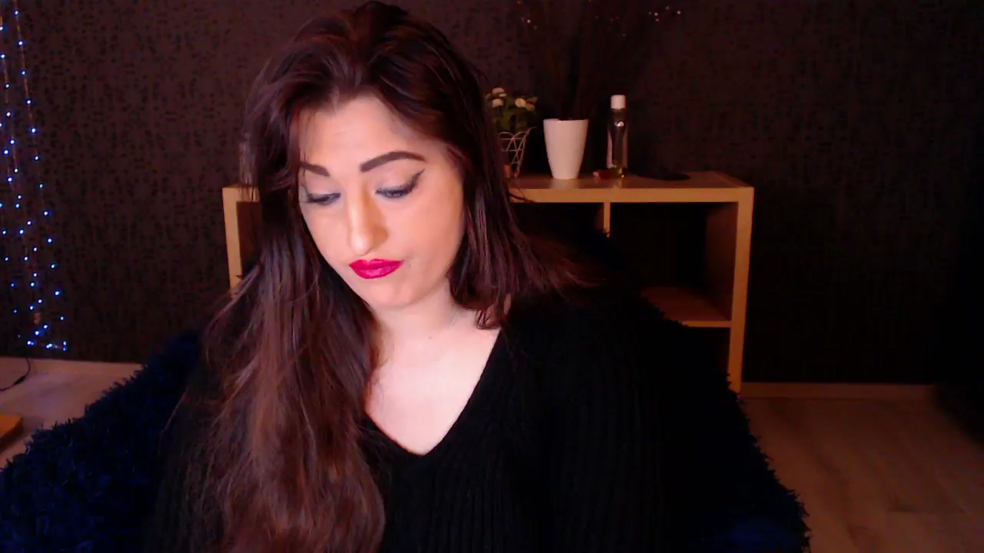 Gallery image thumbnail from HotRebbecca's myfreecams stream on, 11/17/2024, 01:01 image 18 of 20