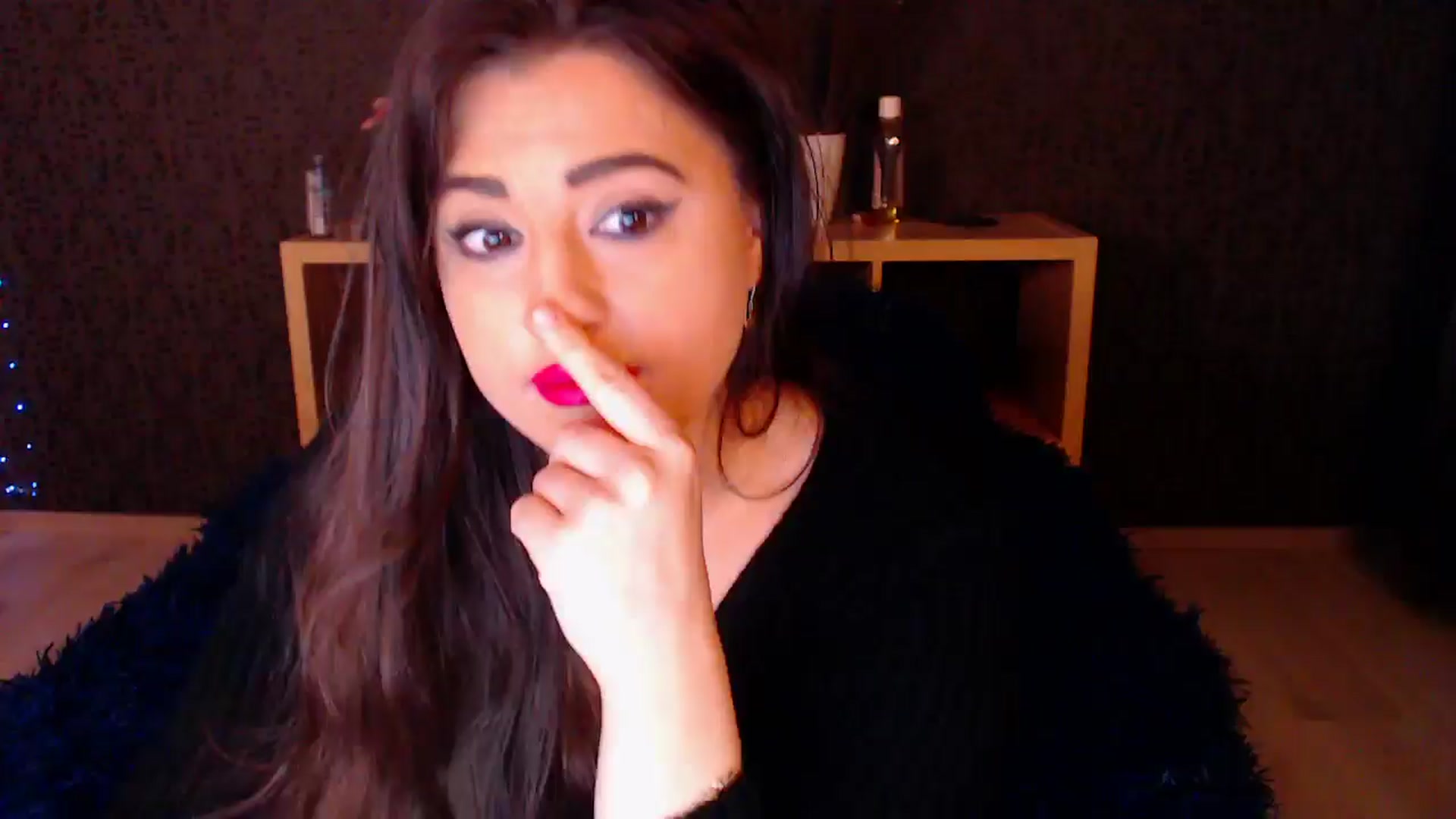 Gallery image thumbnail from HotRebbecca's myfreecams stream on, 11/17/2024, 03:45 image 1 of 20