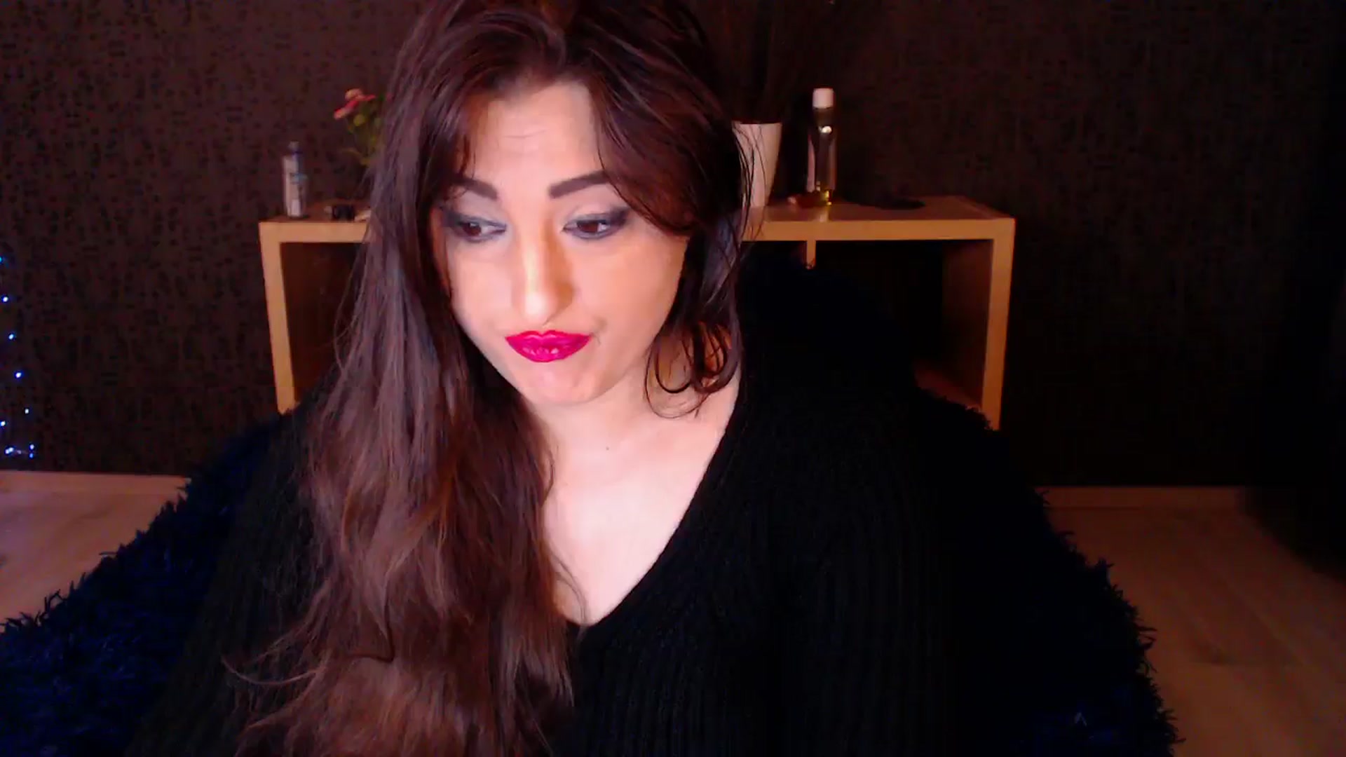Gallery image thumbnail from HotRebbecca's myfreecams stream on, 11/17/2024, 03:45 image 6 of 20