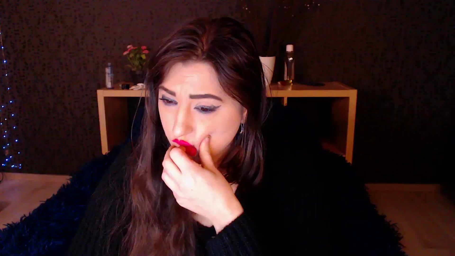 Gallery image thumbnail from HotRebbecca's myfreecams stream on, 11/17/2024, 03:45 image 19 of 20