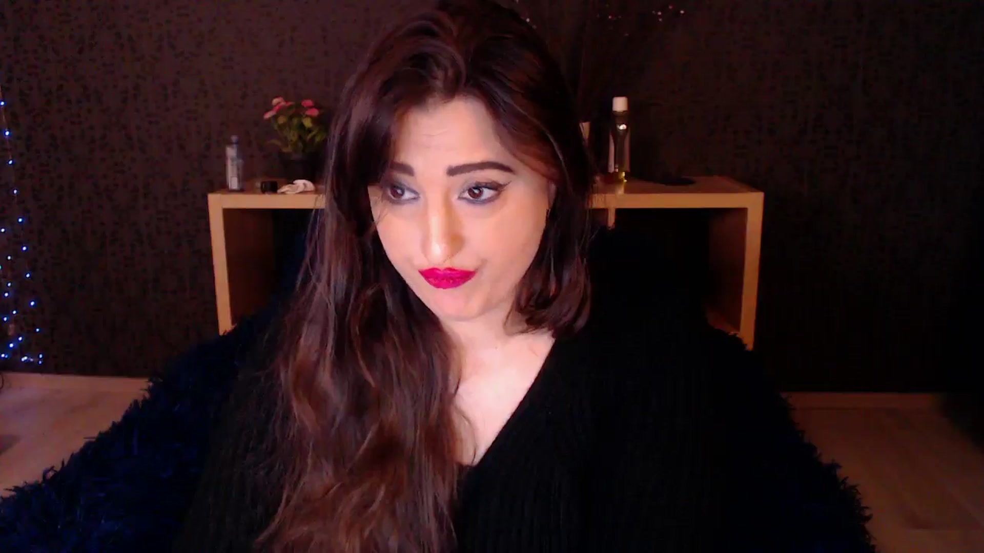 Gallery image thumbnail from HotRebbecca's myfreecams stream on, 11/17/2024, 03:45 image 12 of 20