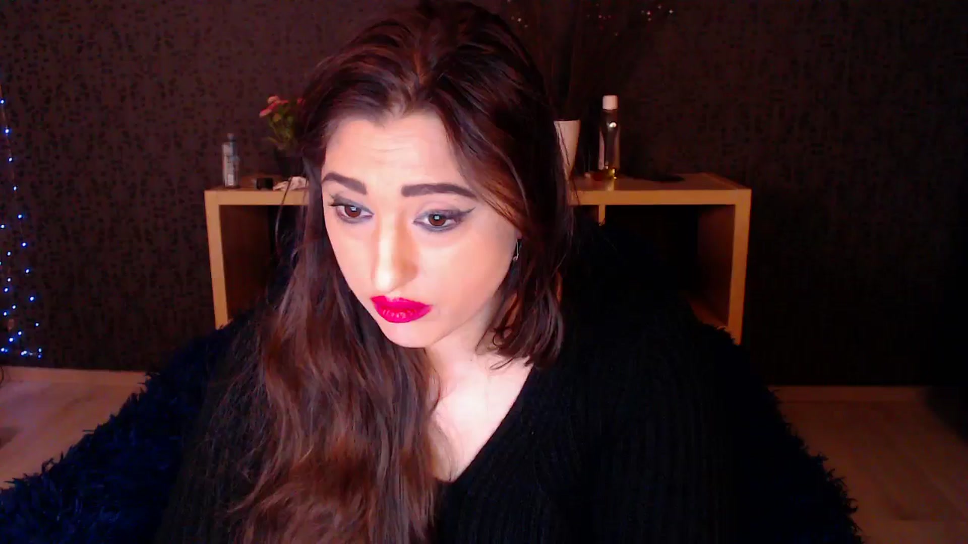 Gallery image thumbnail from HotRebbecca's myfreecams stream on, 11/17/2024, 03:45 image 13 of 20