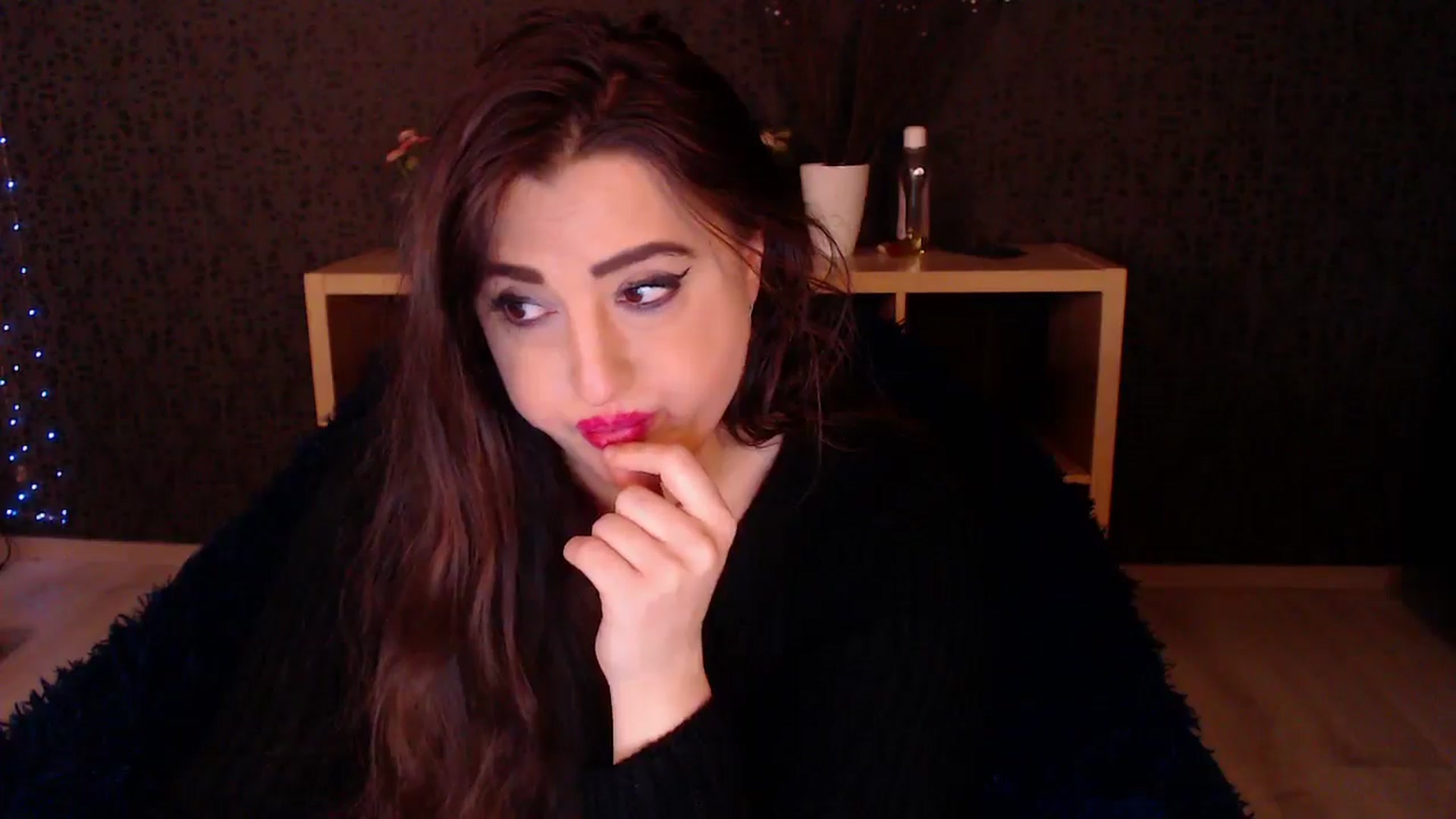 Gallery image thumbnail from HotRebbecca's myfreecams stream on, 11/18/2024, 03:35 image 14 of 20