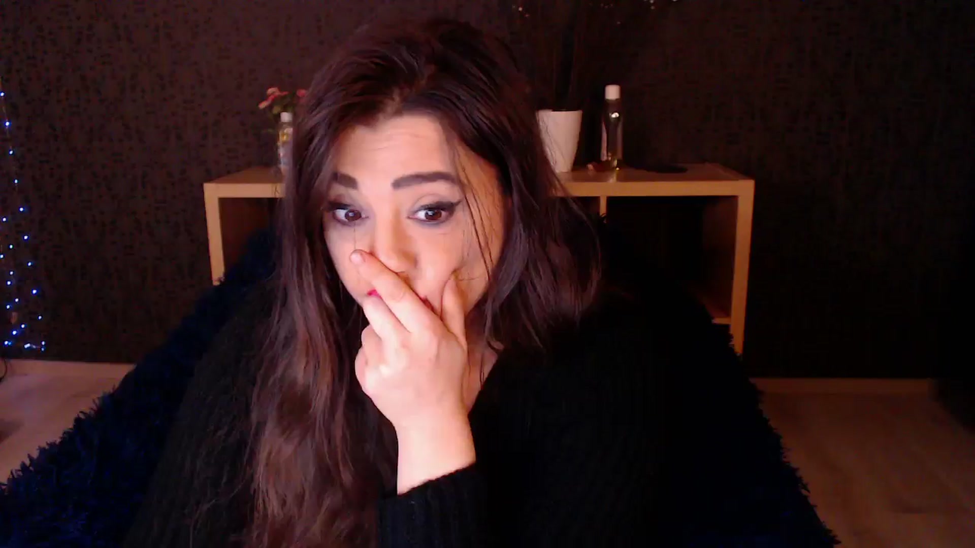 Gallery image thumbnail from HotRebbecca's myfreecams stream on, 11/18/2024, 03:35 image 13 of 20
