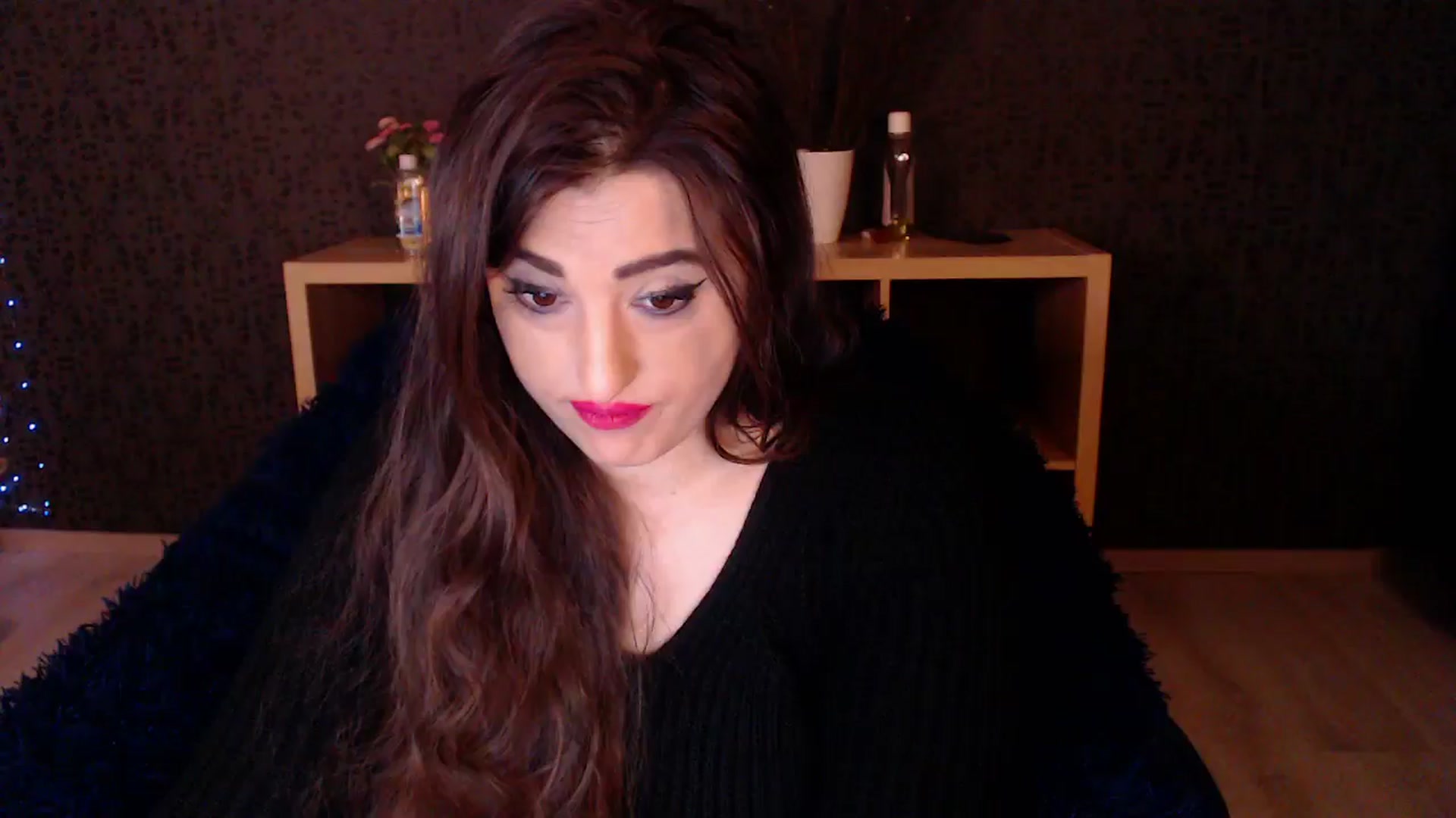 Gallery image thumbnail from HotRebbecca's myfreecams stream on, 11/18/2024, 03:35 image 1 of 20